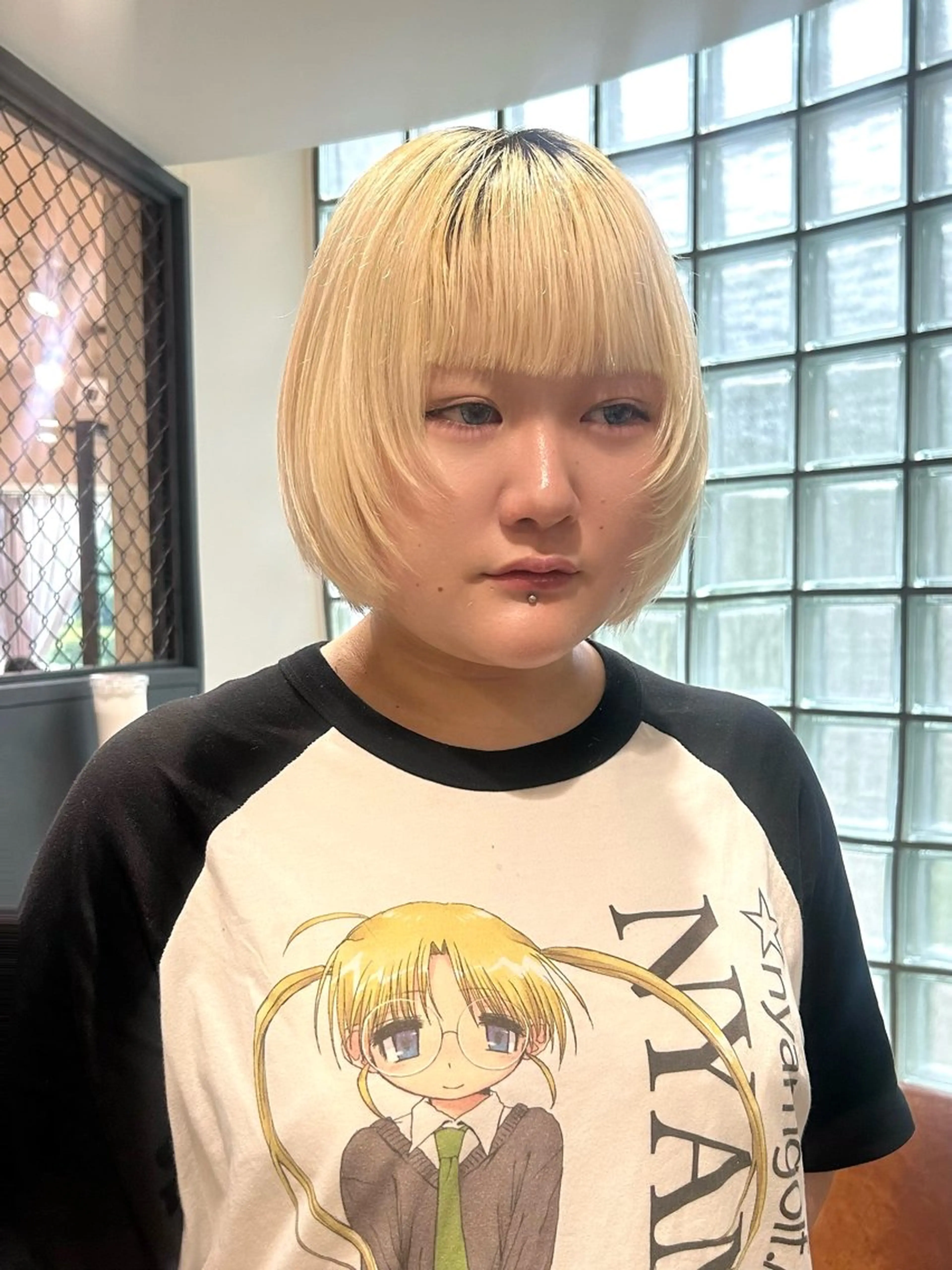 ショート ショートボブ ボブ 顔まわりレイヤー 顔周りカット レイヤーカット カット ボブレイヤー/ ブリーチ/miyuuのヘアスタイル