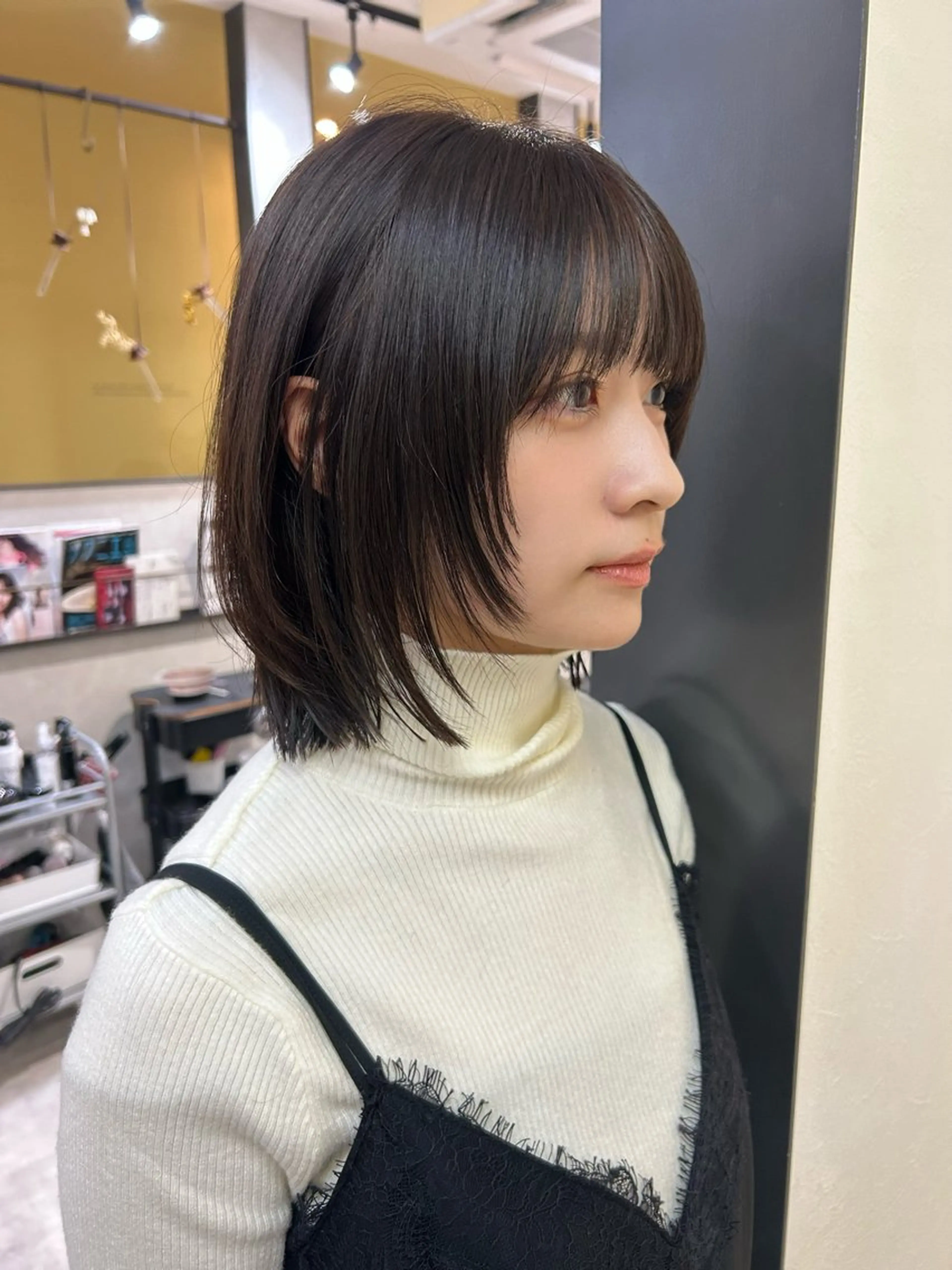 ミディアム ミディアムレイヤー レイヤーカット カット トリートメント hub hair レイヤー/透明感のヘアスタイル