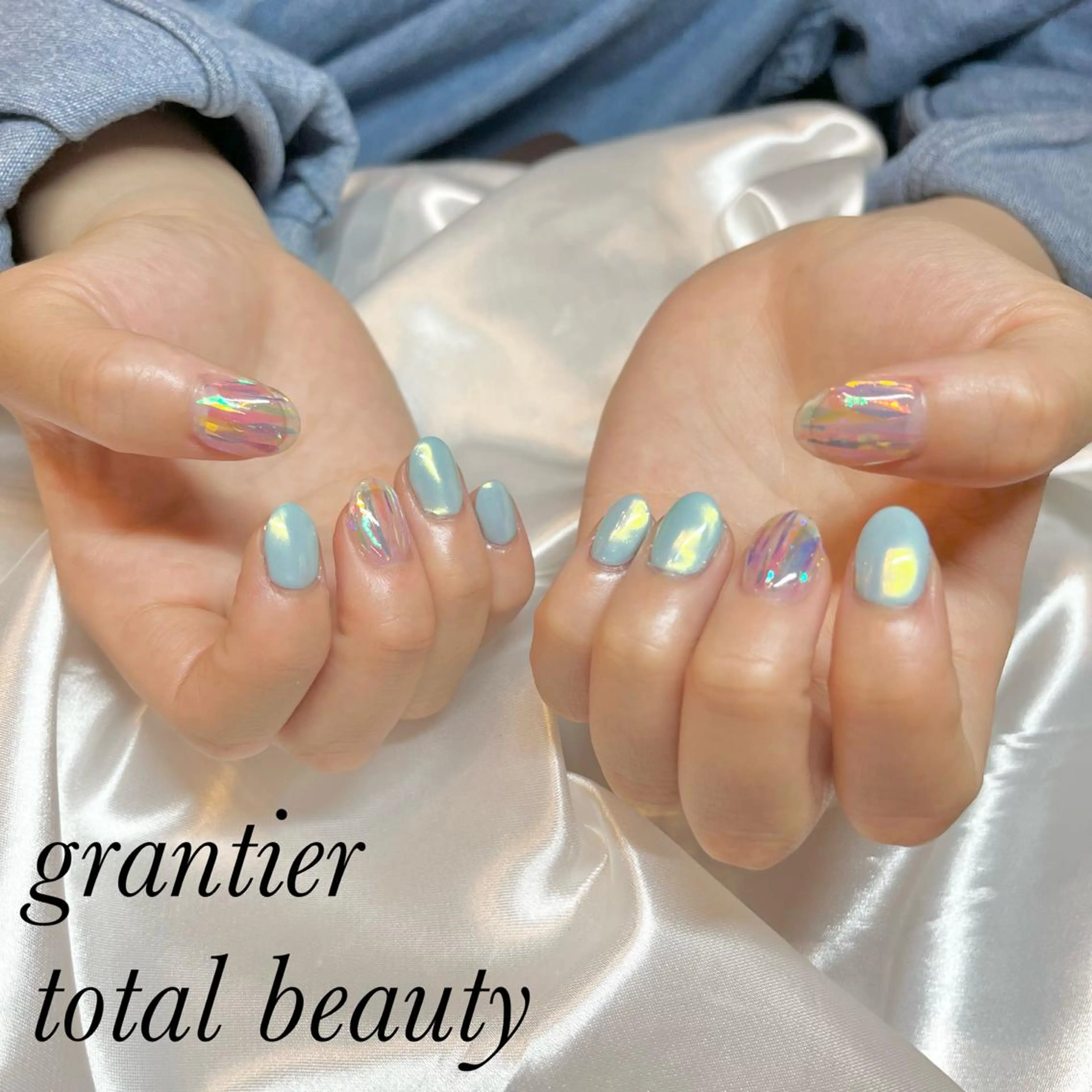 ネイル オーロラネイル 氷ネイル・うるうるネイル 夏ネイル ハンドネイル grantier beautyのネイルデザイン