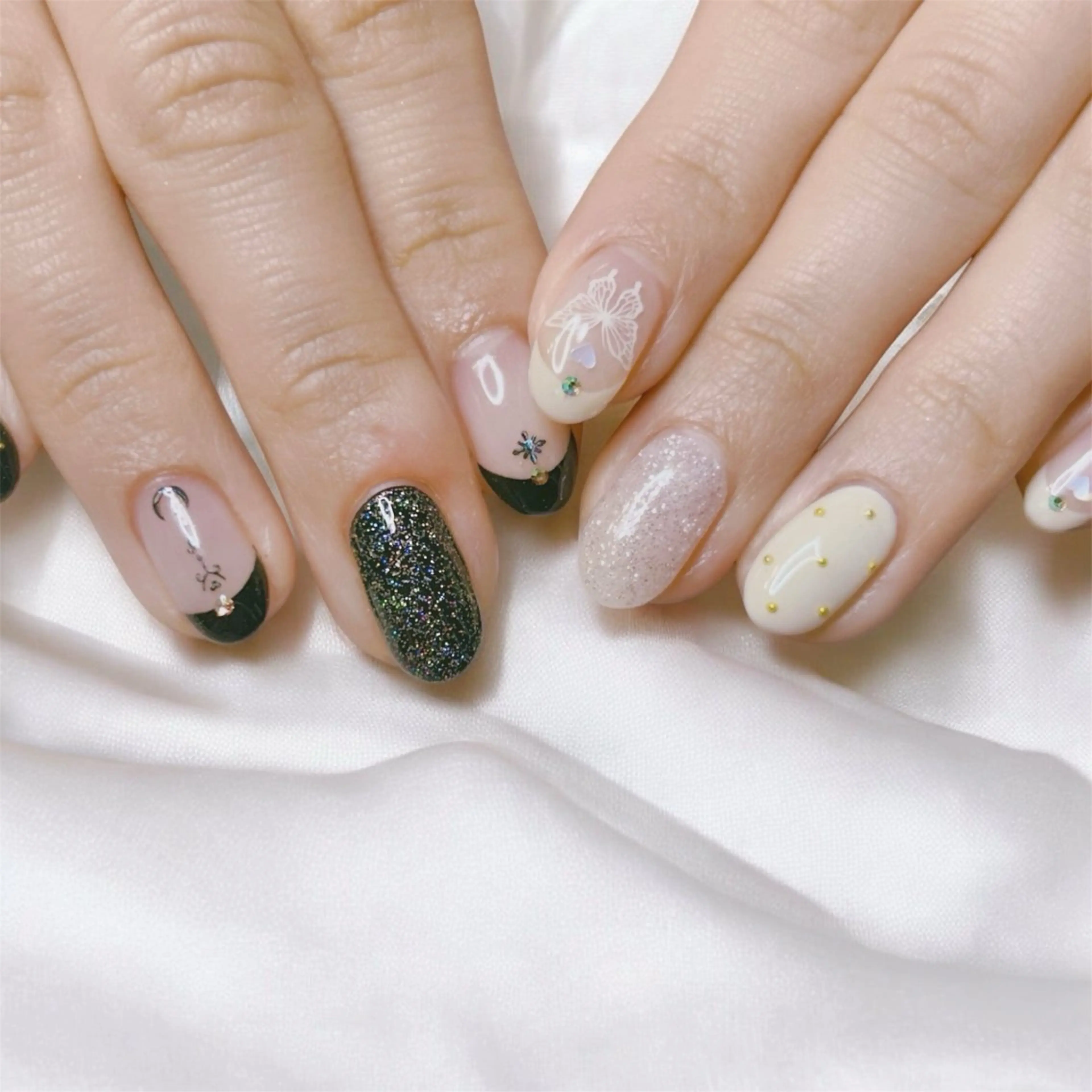 ネイル NOI ROUGEのネイルデザイン