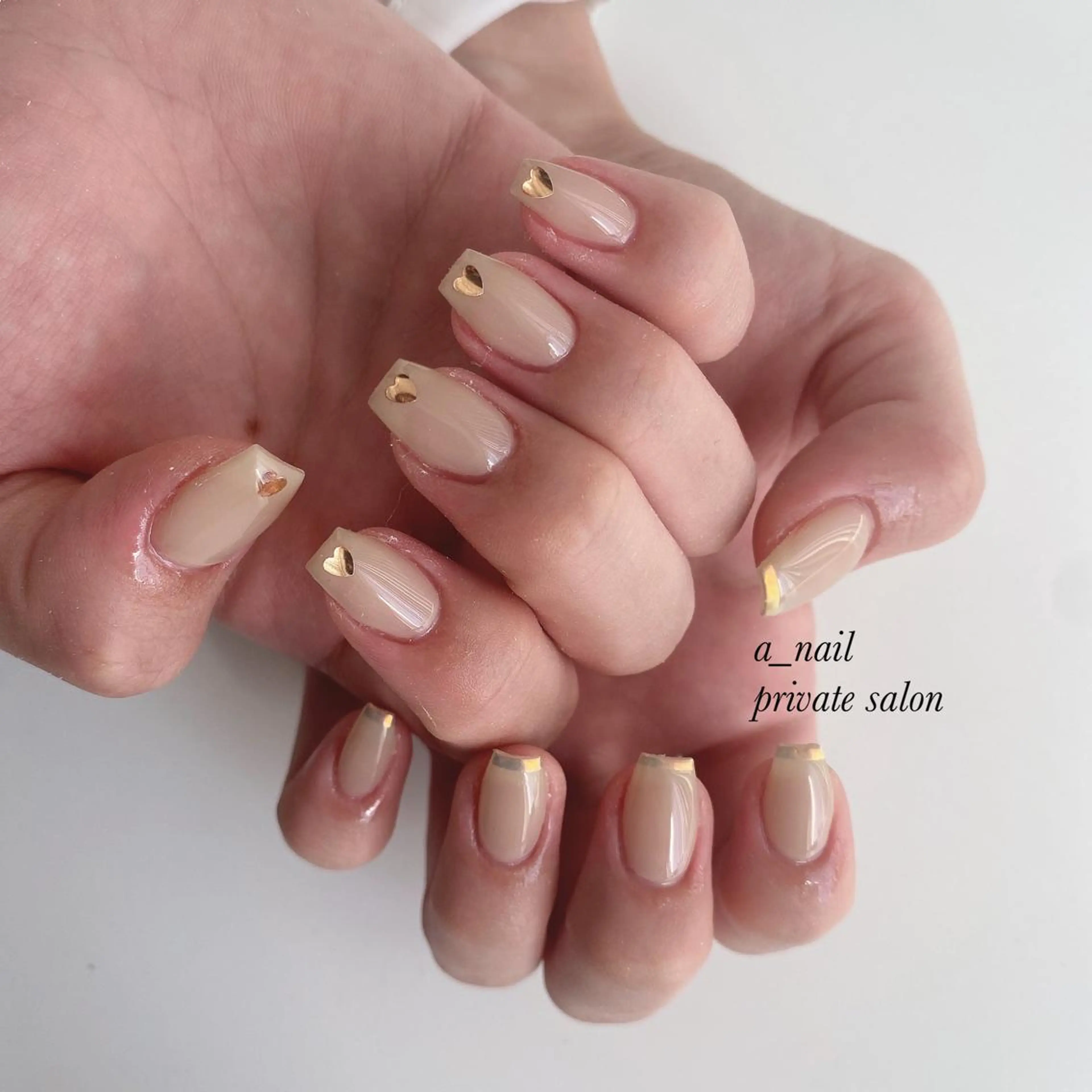 ネイル アニマル柄 フレンチネイル ジェルネイル 氷ネイル・うるうるネイル レース 菅 恵奈のネイルデザイン