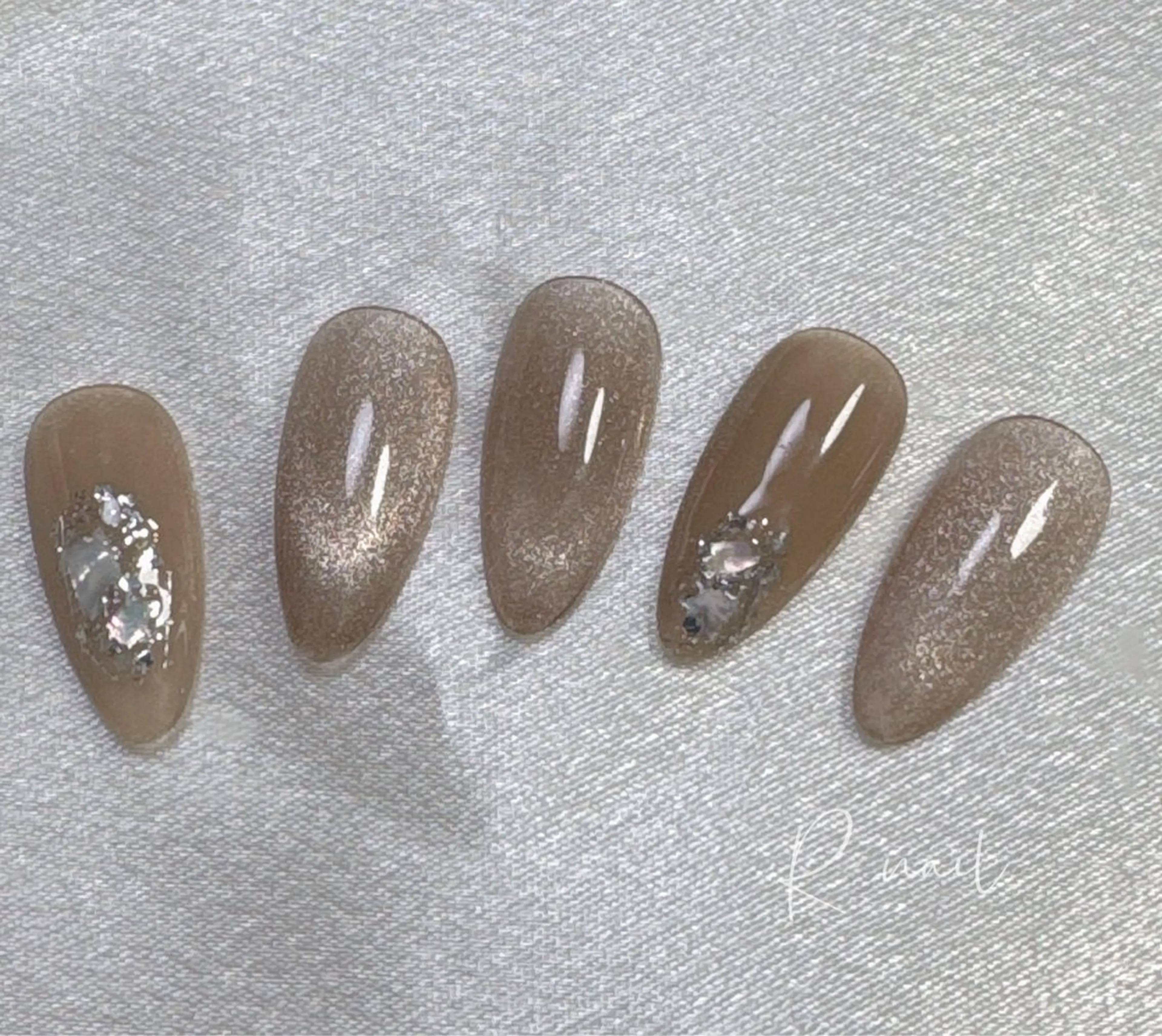 ネイル ハンドネイル 太田 汐音のネイルデザイン