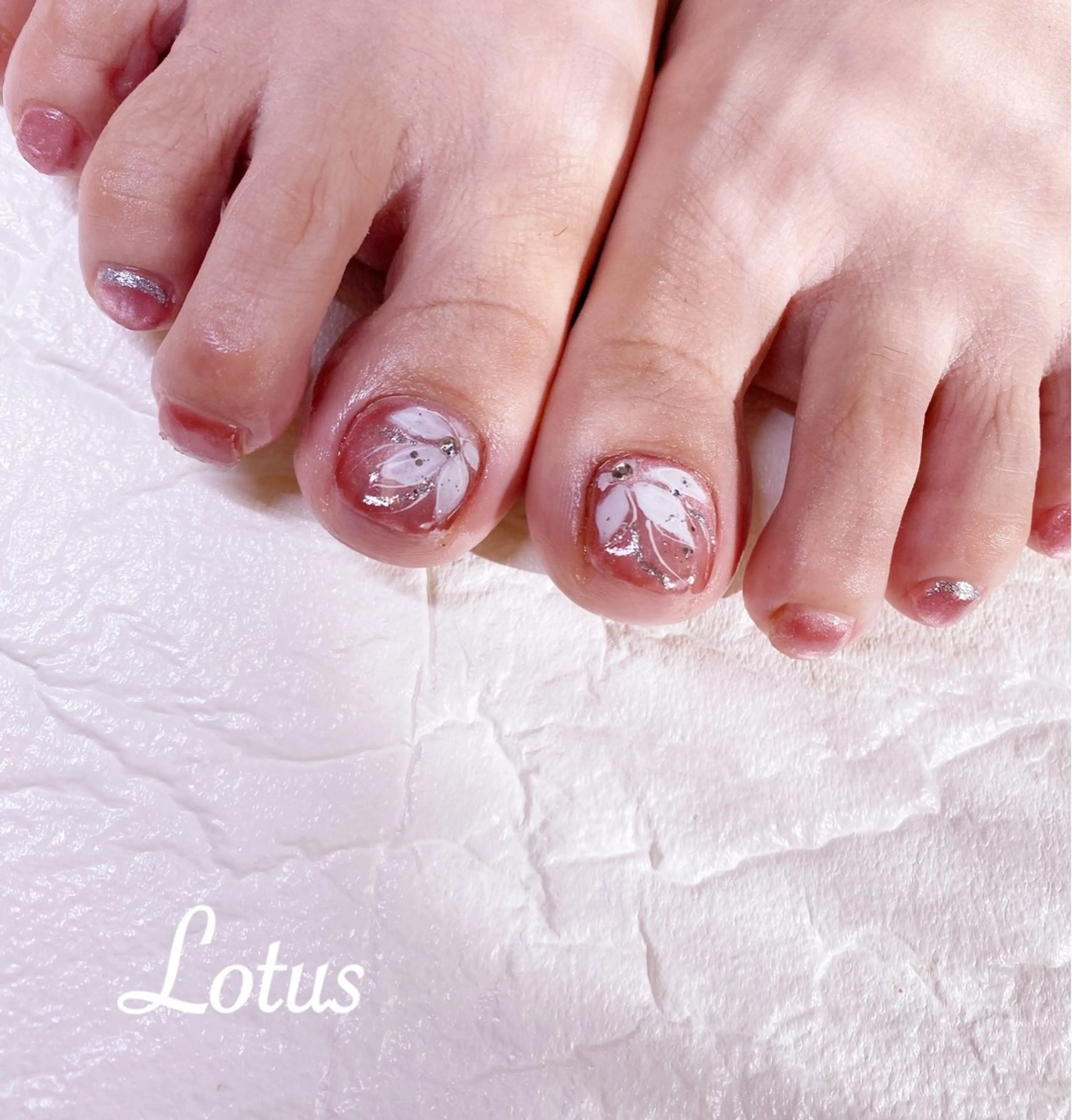 ネイル ハンドネイル フットネイル ネイル＆脱毛 Lotus🌸のネイルデザイン
