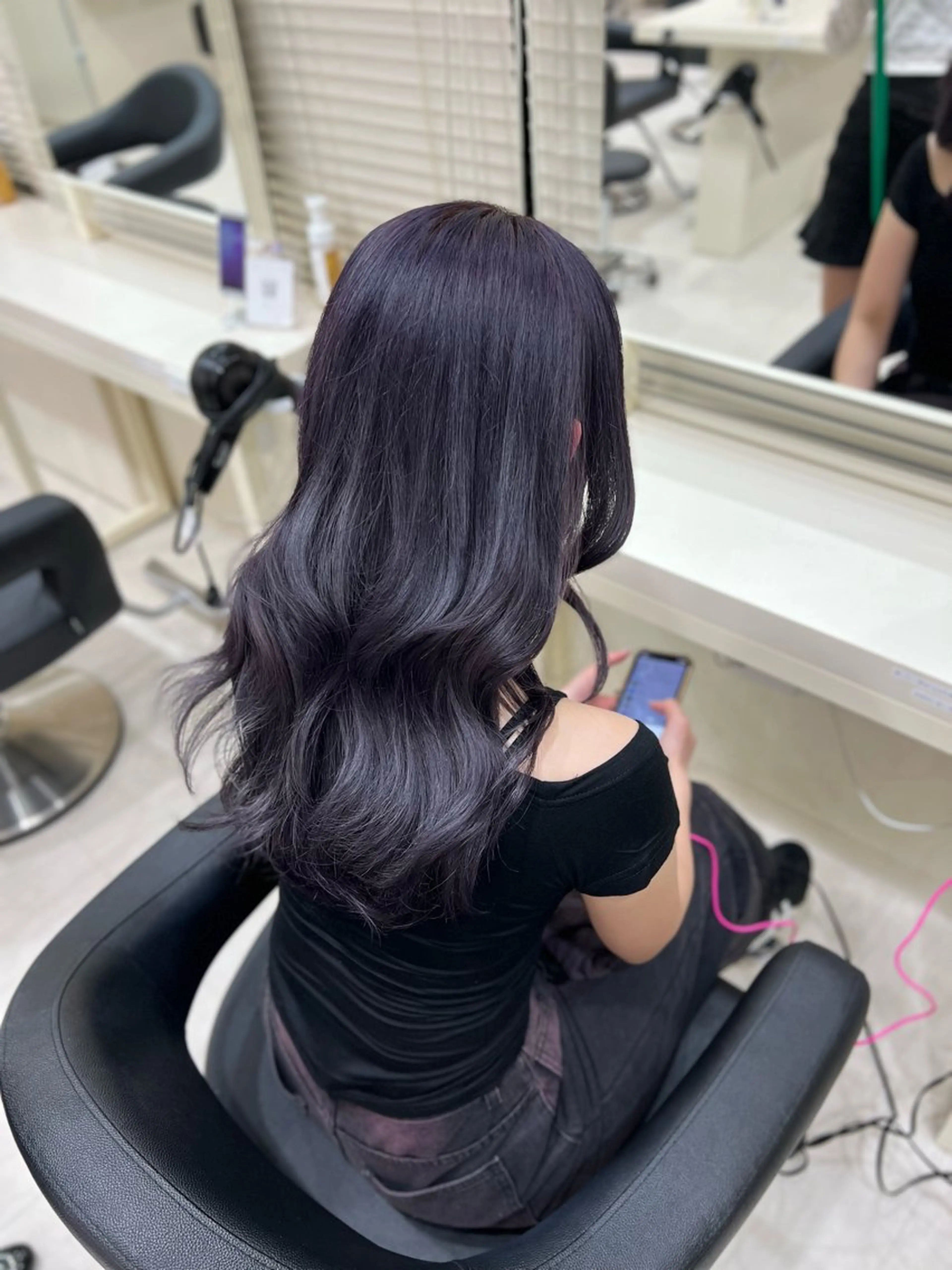 ロング カラー モテ髪ハイトーン🫧 serina🎀池袋のヘアスタイル