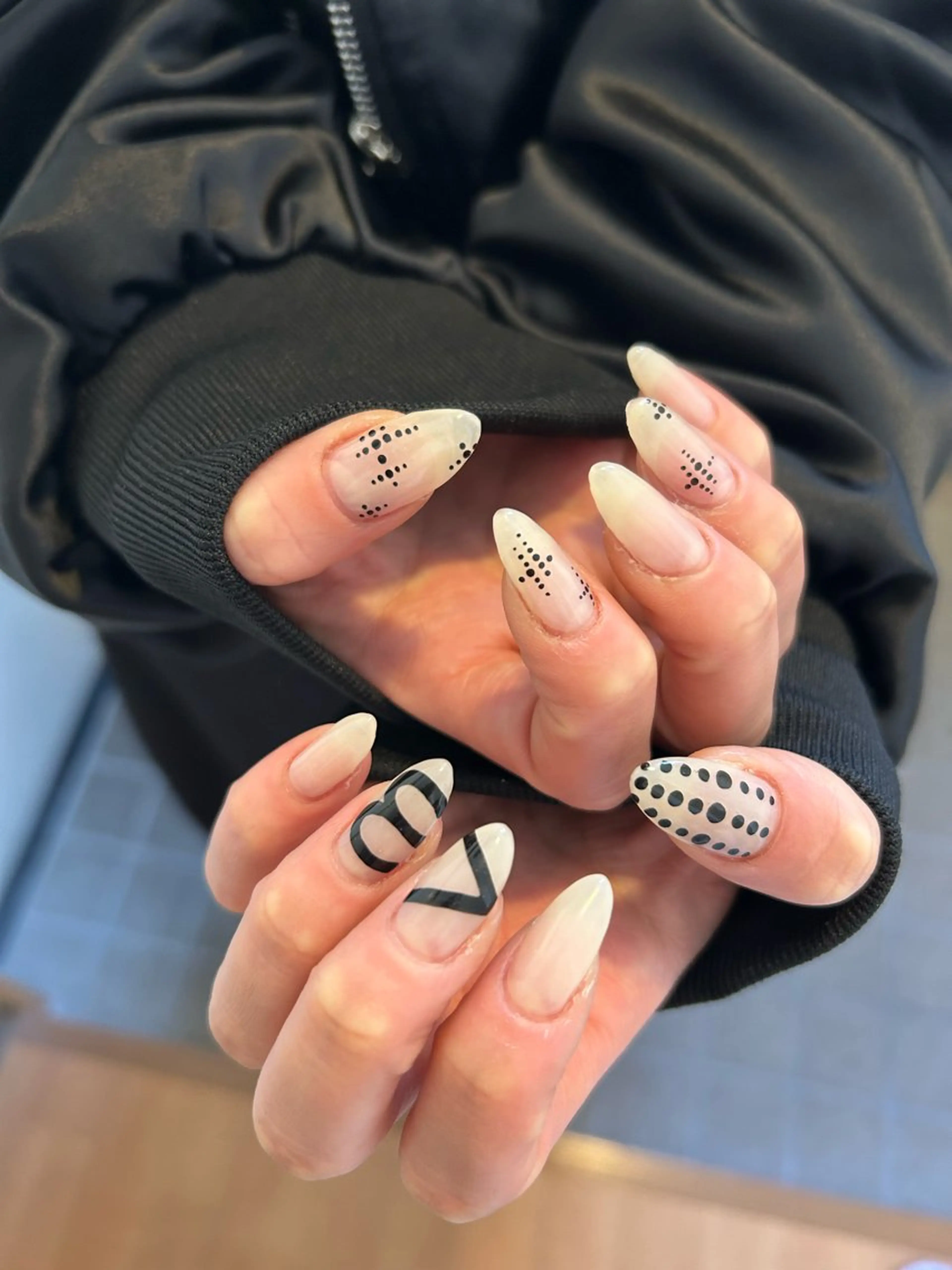 ネイル 持ち込み ハンドネイル Aimer Ciel エメシエル大宮ネイルのネイルデザイン