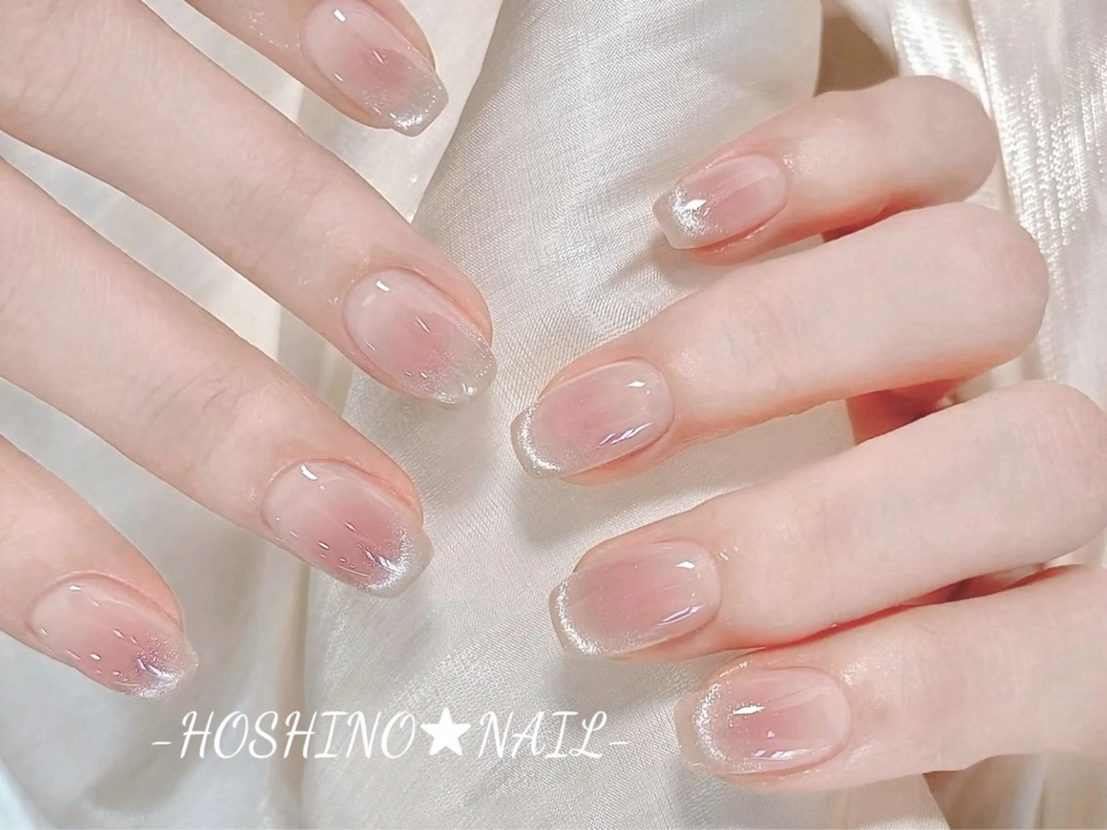 「ミニモ限定割引」＜自爪＞マグネット/ラメグラ＜ベースあり＞・甘皮ケア付きの写真