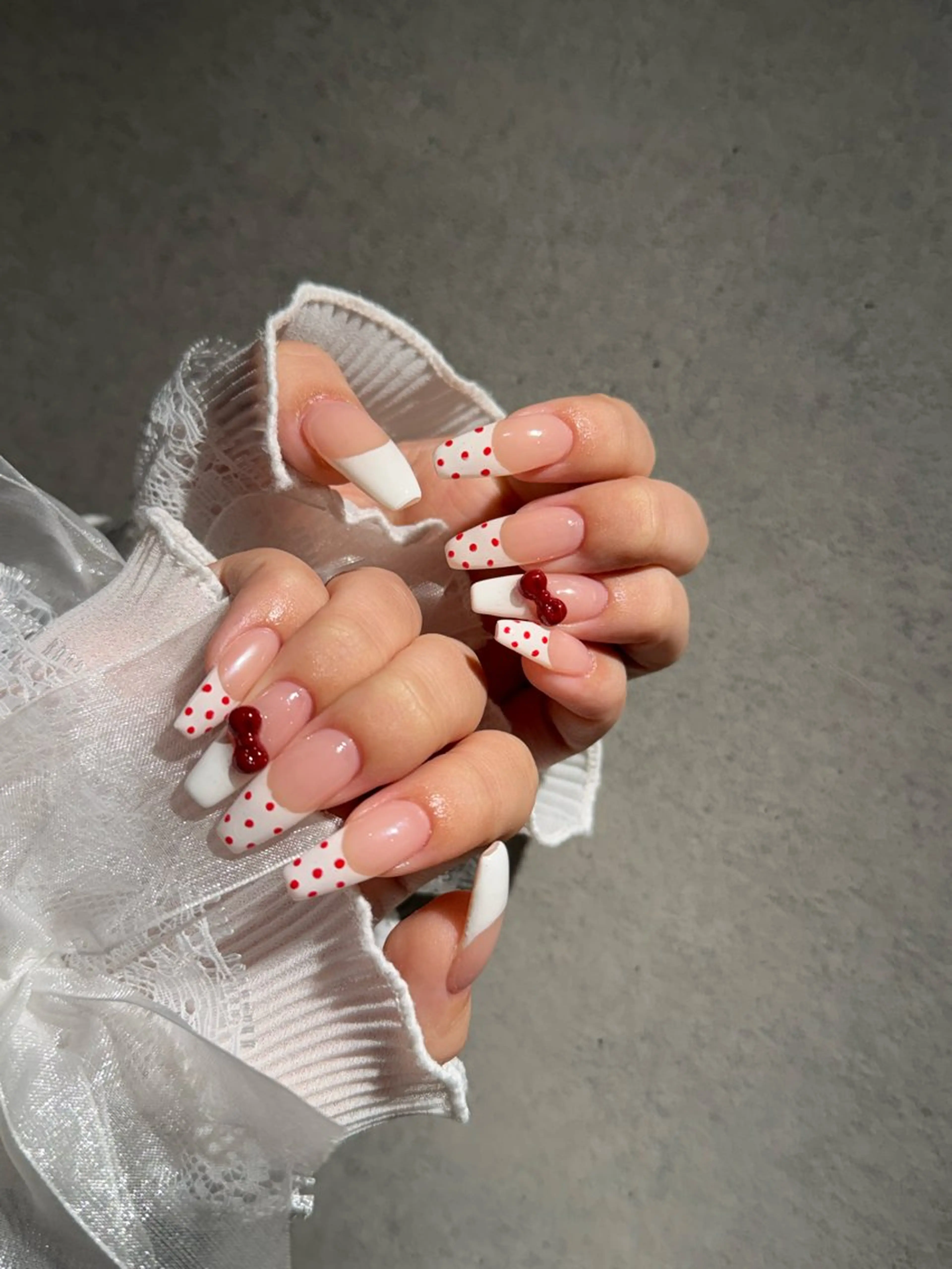 ネイル I-nailロング /ワンホン/キラキラのネイルデザイン