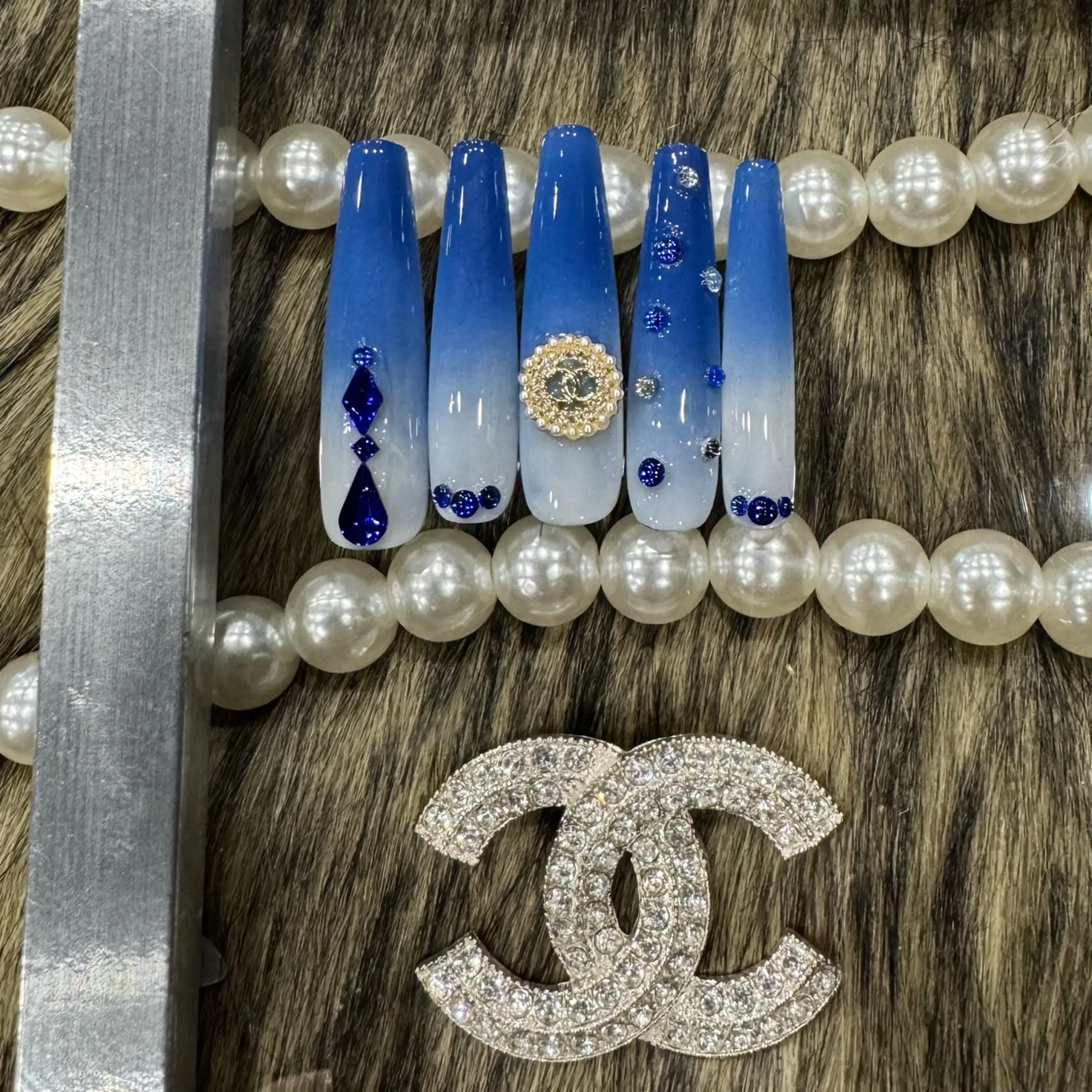 ネイル ハンドネイル ドリスネイルサロン所属・Doris Nail Salonのネイルデザイン