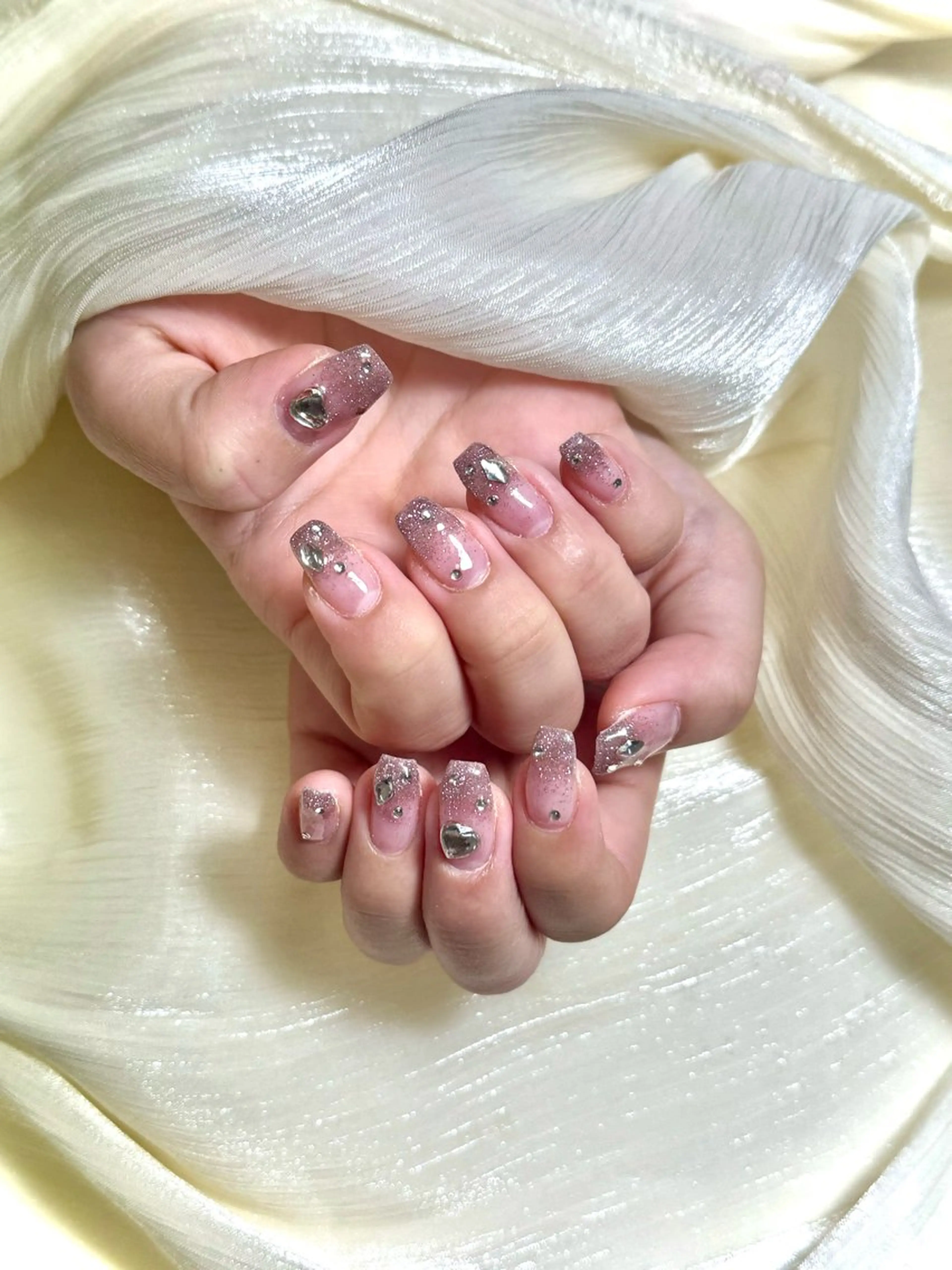 ネイル ハンドネイル 🎀 NaNa_nailのネイルデザイン
