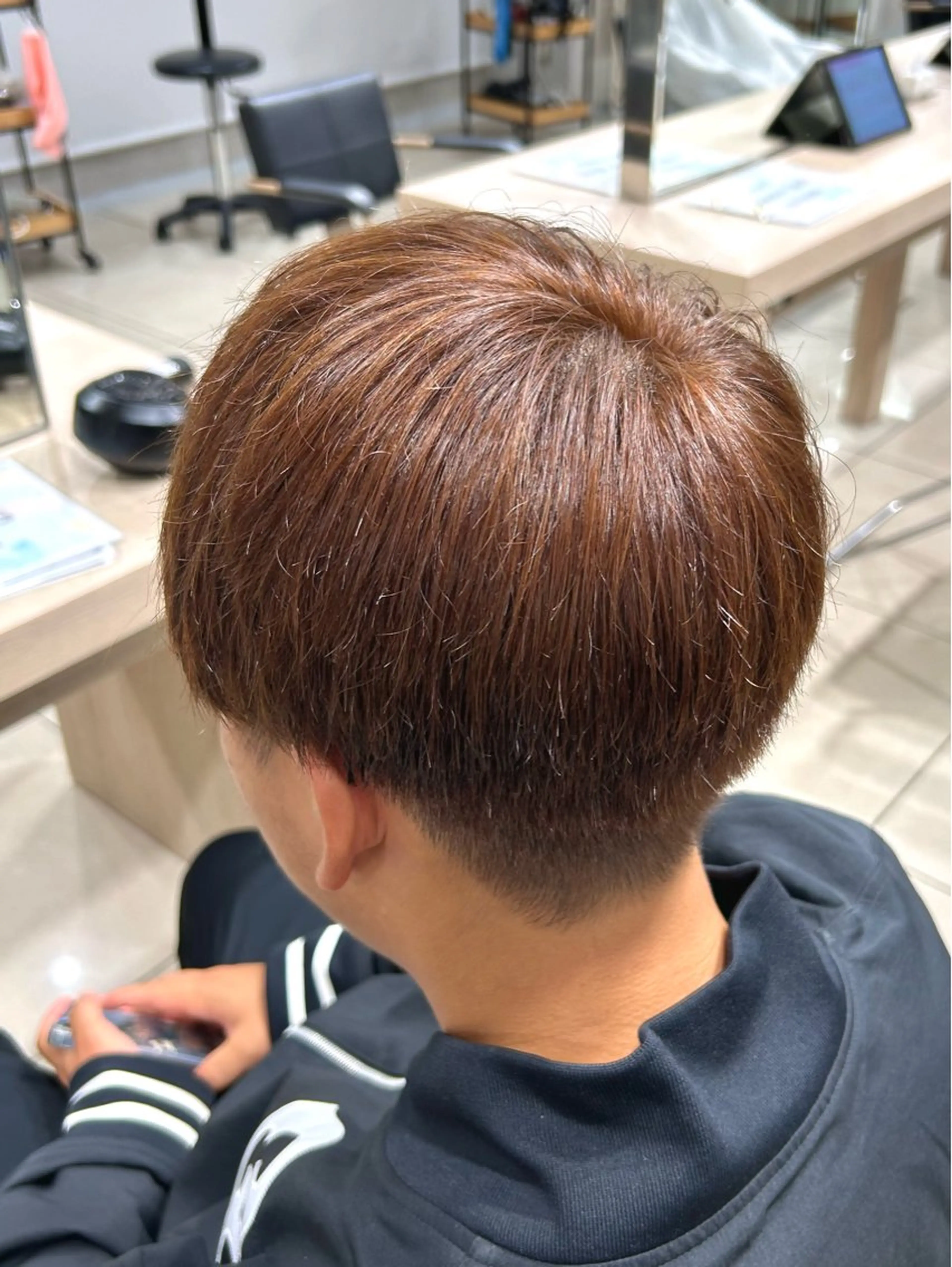 カラー メンズ ヘアカラー 【🎀推し デザイン カラー】小池 雪奈のヘアスタイル