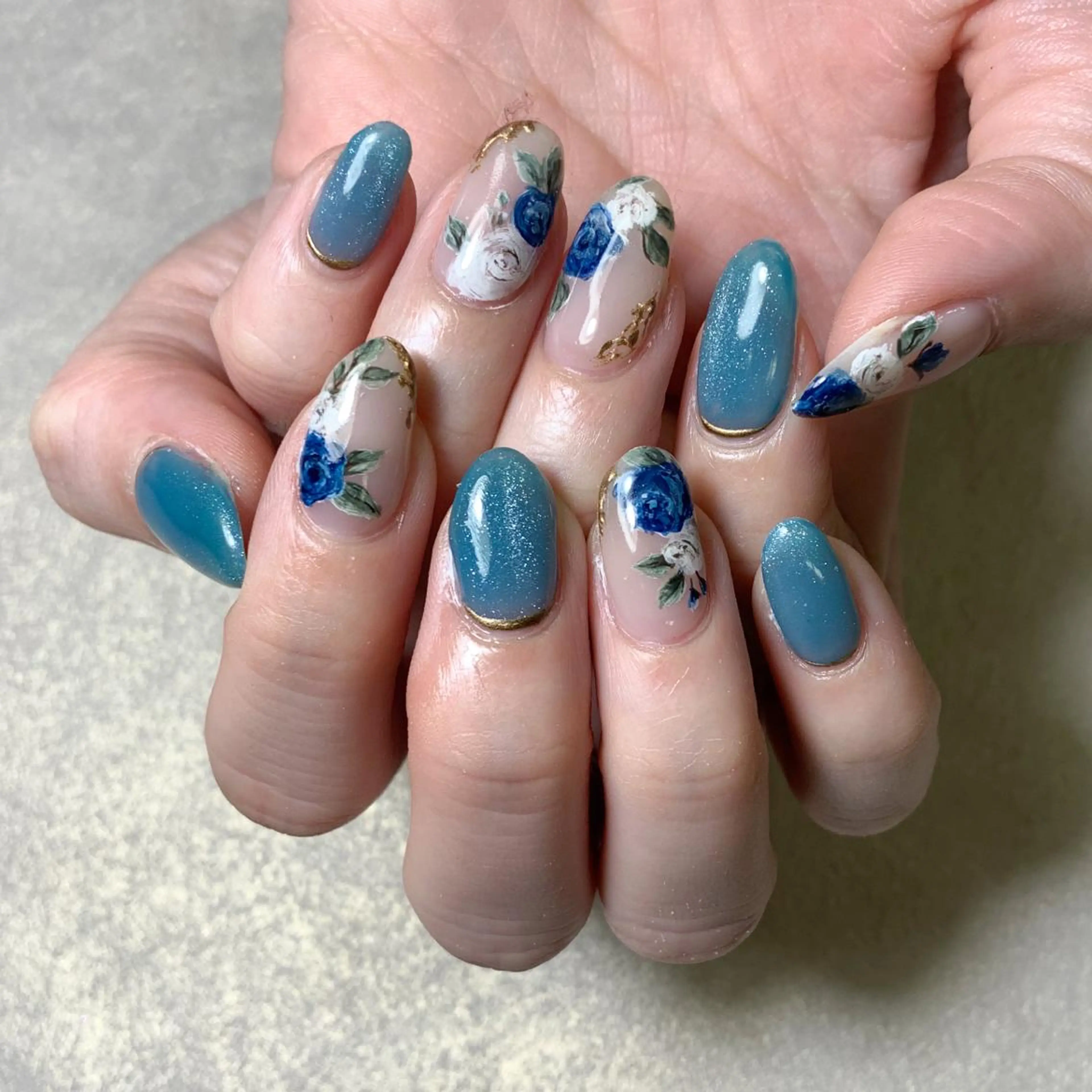 ネイル ハンドネイル FIORITURA aiのネイルデザイン