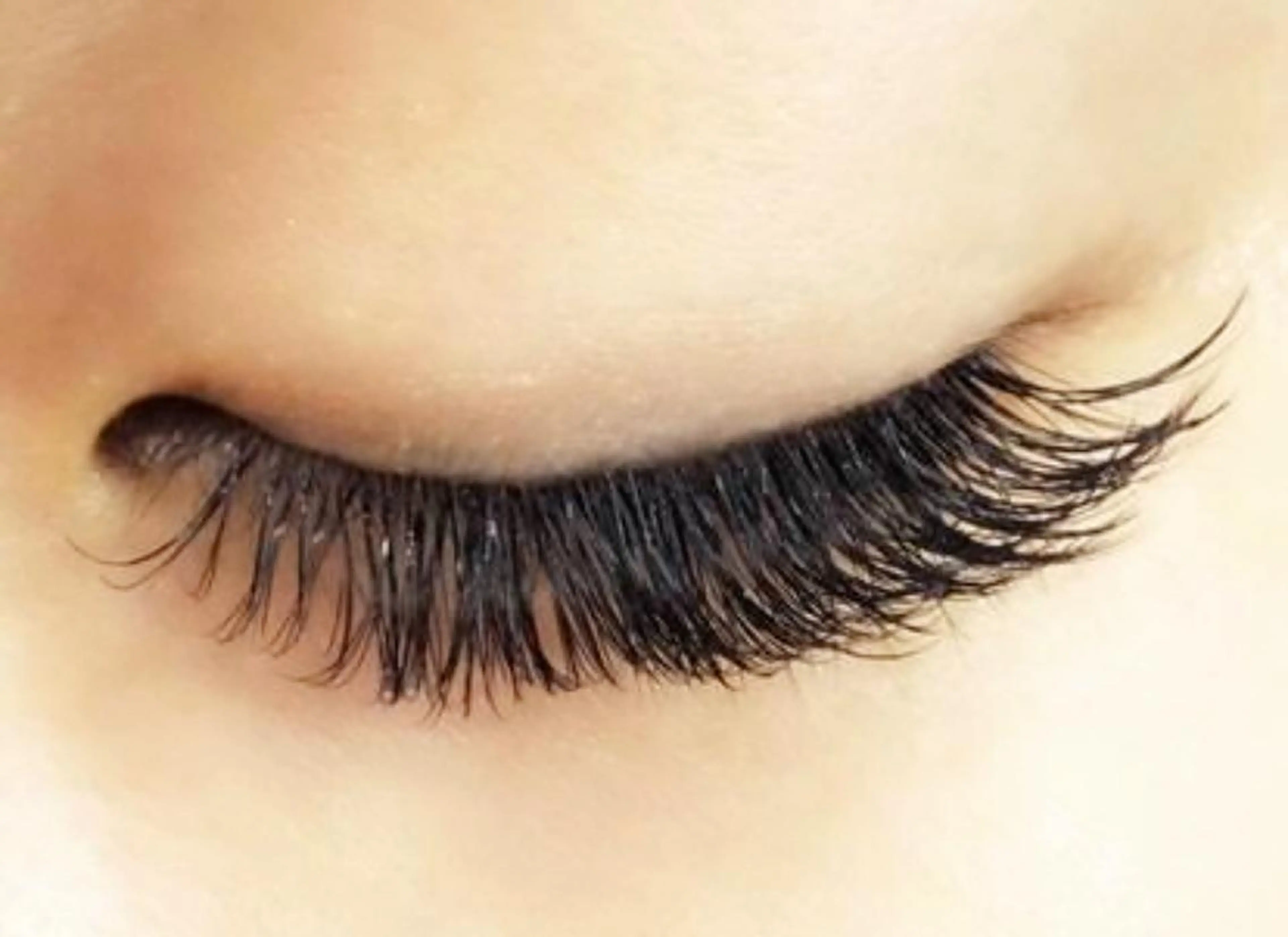 マツエク・マツパ 江嵜 真由美　　　　甲子園のマツエク・マツパデザイン