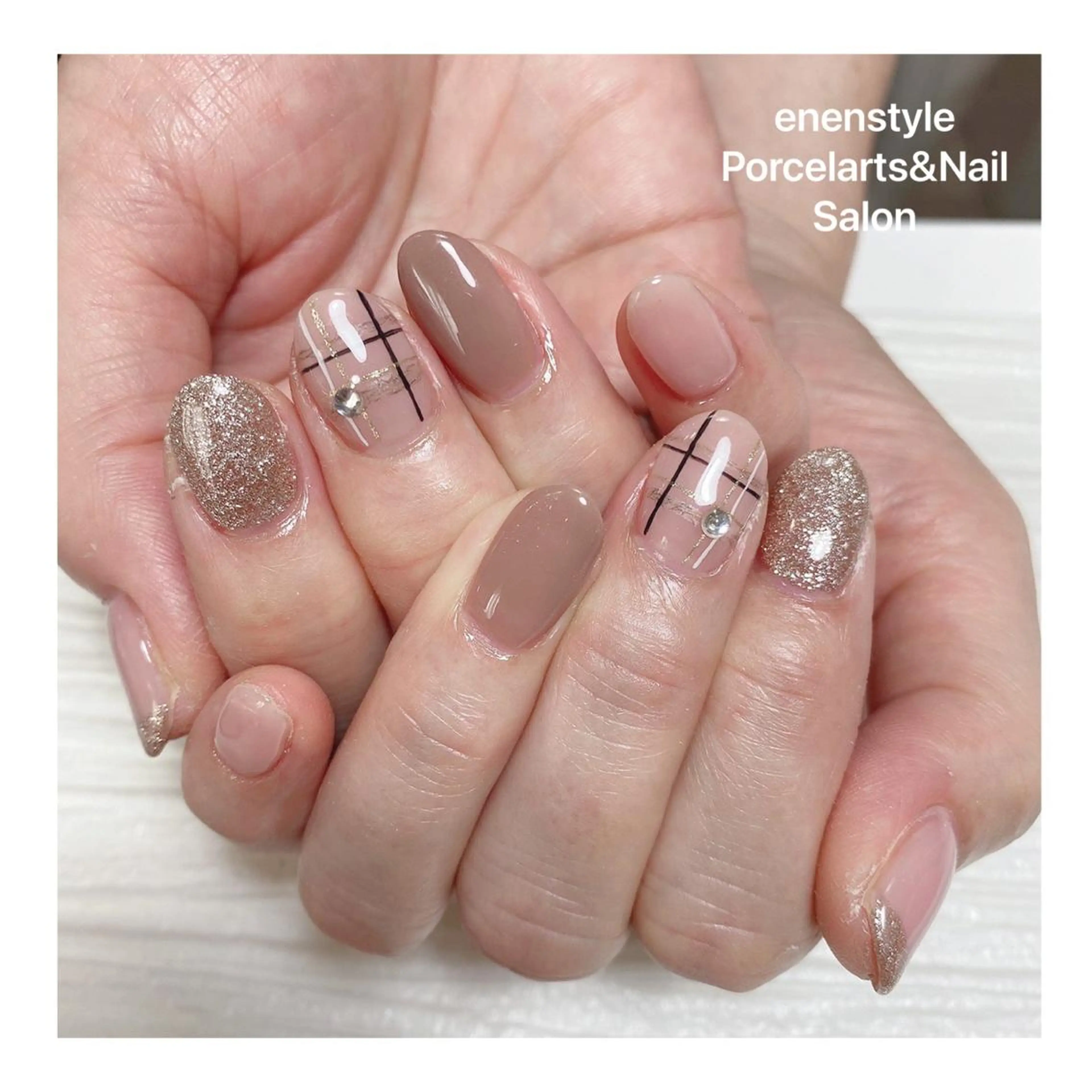 ショート ネイル ハンドネイル 👑enen style👑のネイルデザイン