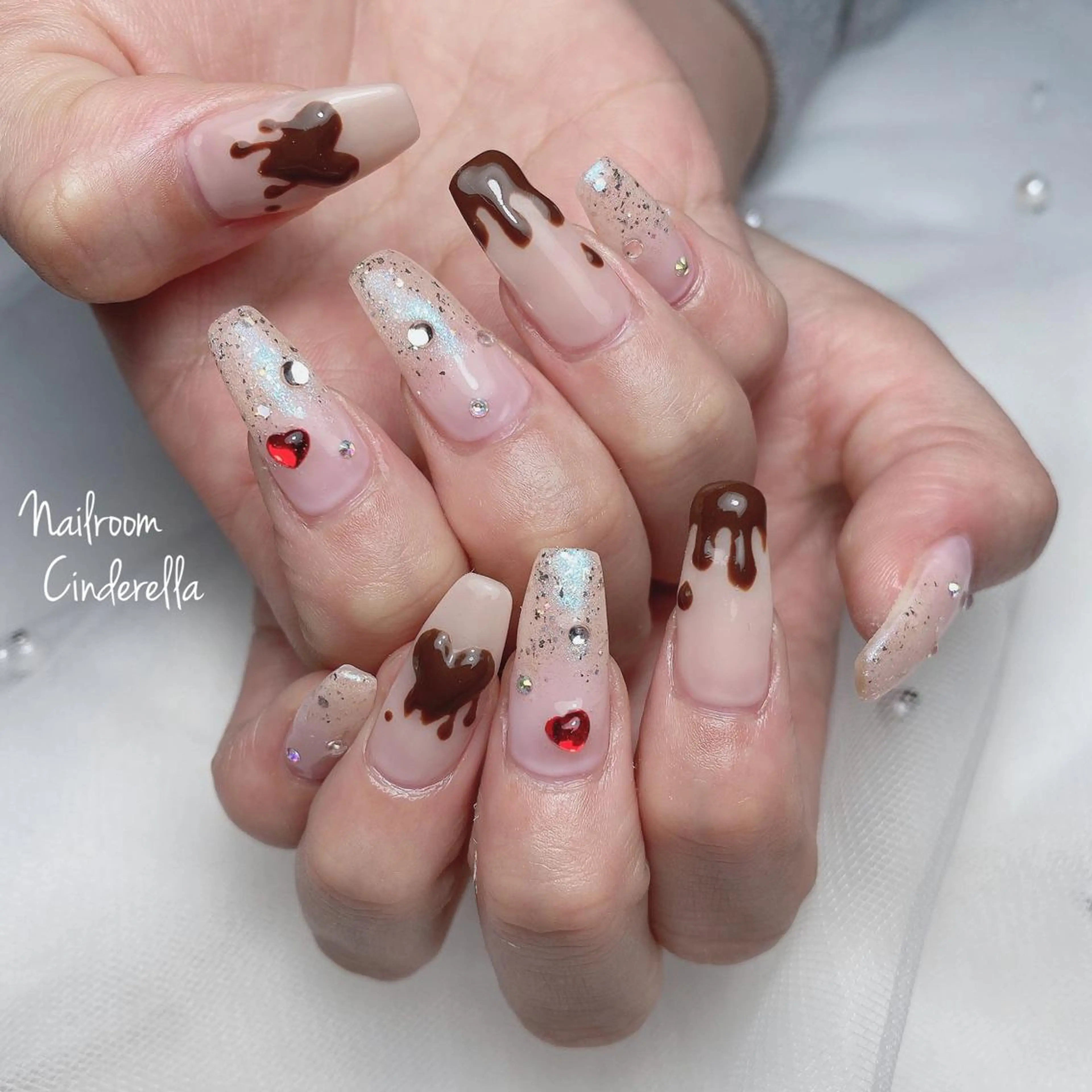 ネイル バレンタイン Nailroom. Cinderellaのネイルデザイン