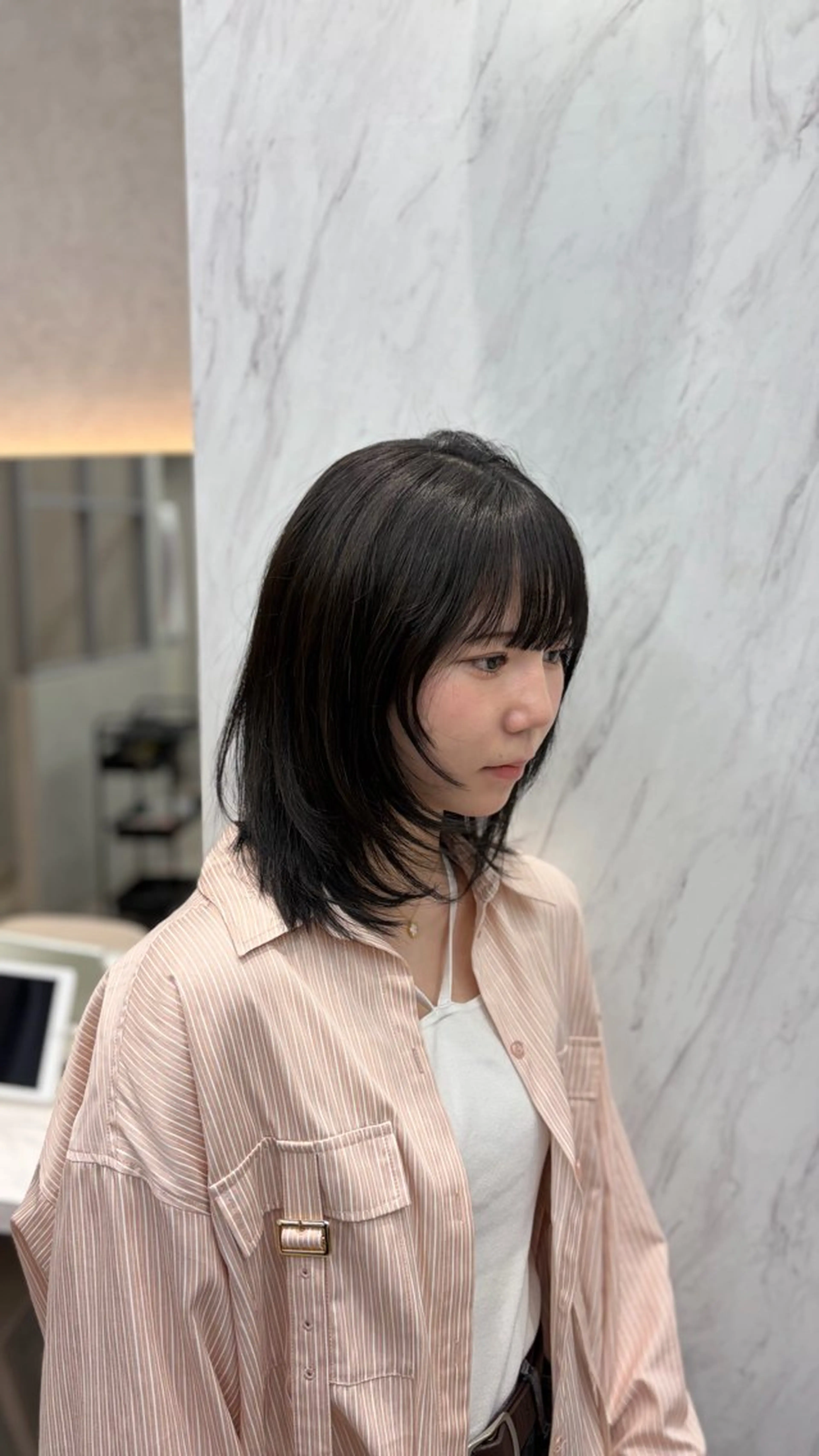 ミディアム カラー 黒髪 ブリーチ 学生 ヘアカラー 坂上 実里のヘアスタイル