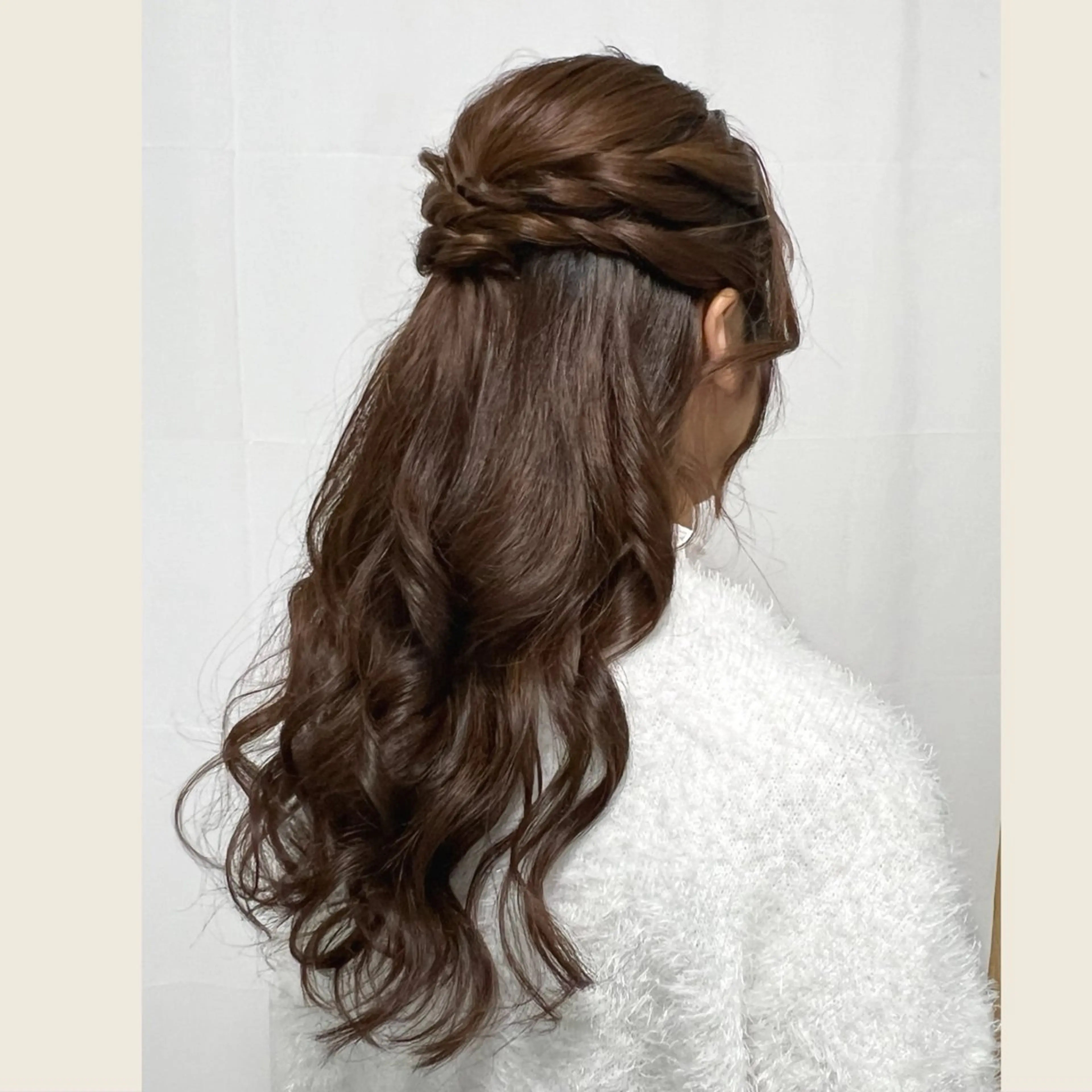 ヘアアレンジ ハーフアップ ヘアセット リクエスト受付中🪞 CHATEAUのヘアスタイル