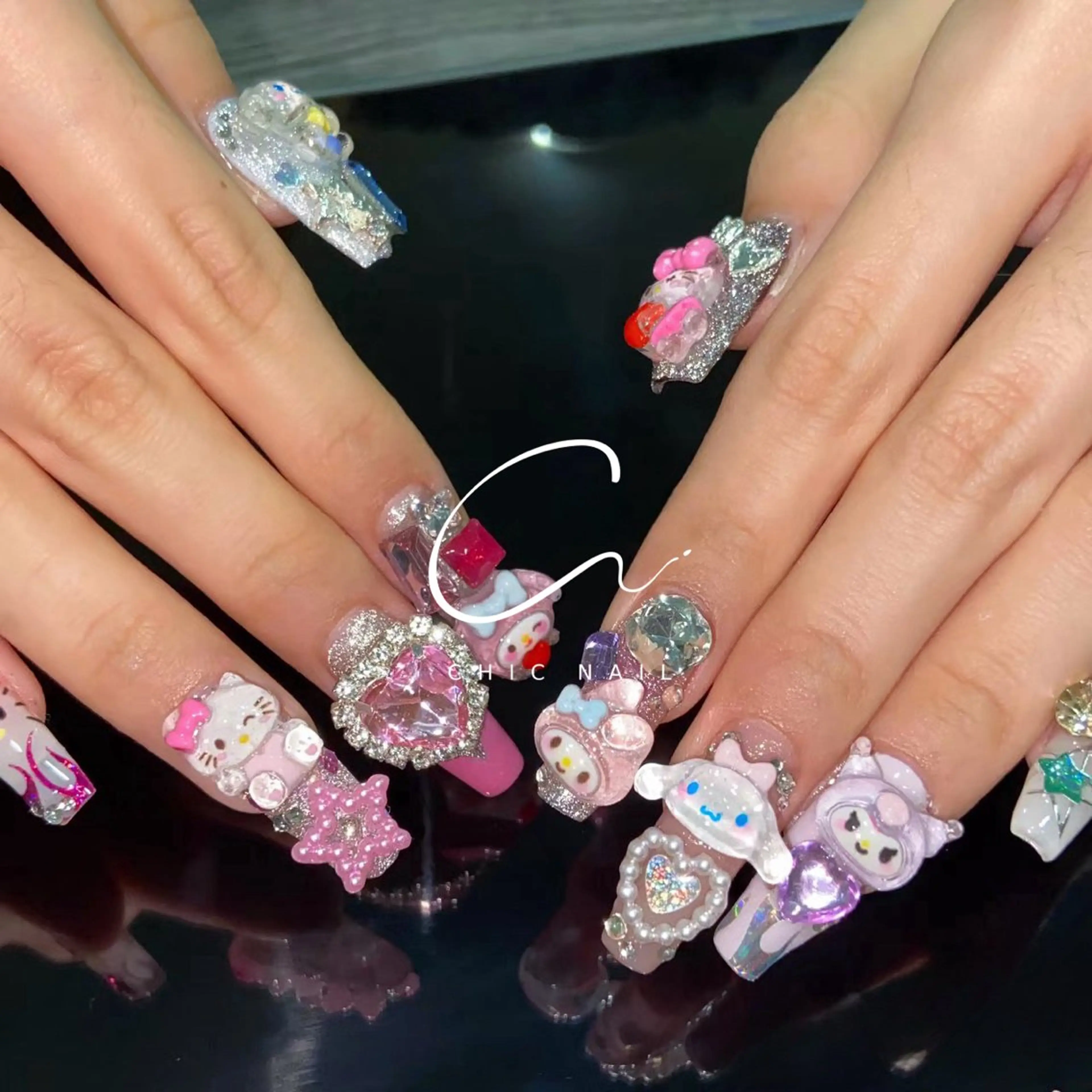 ネイル CHIC NailSalonのネイルデザイン