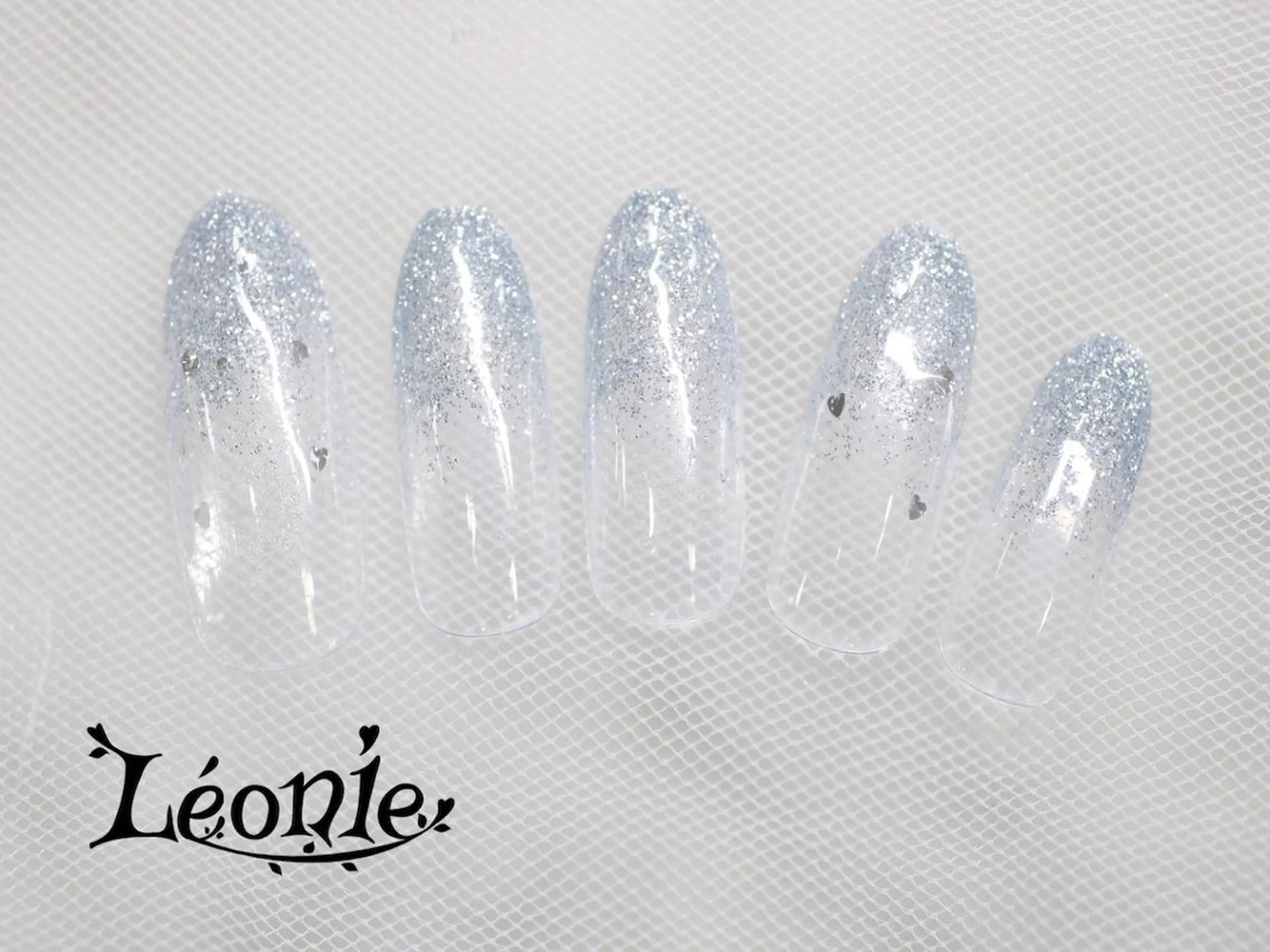 ネイル Leonie Fukaのネイルデザイン