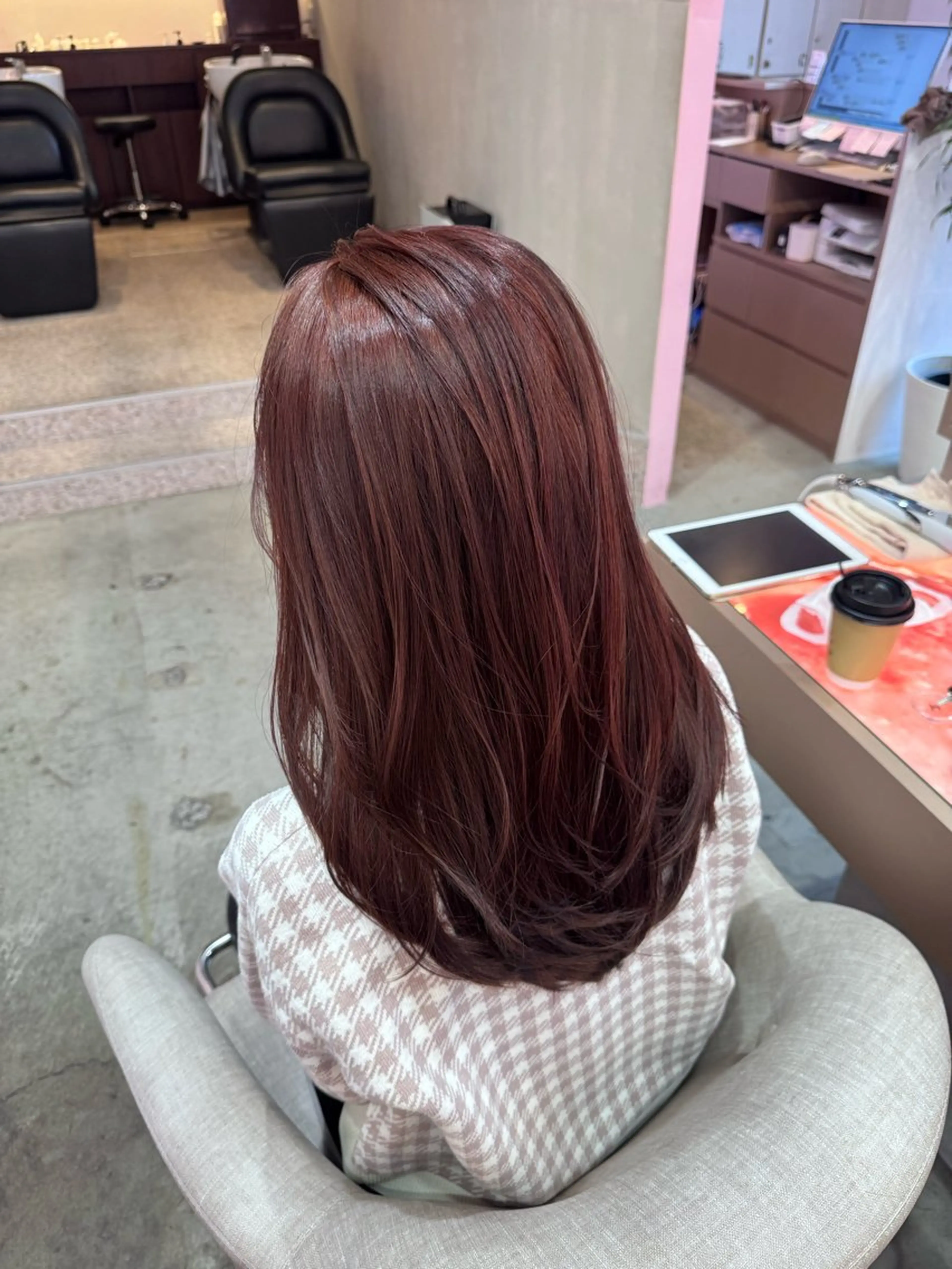 ロング カラー Miu 名古屋カット ミディアム/ピンク髪のヘアスタイル