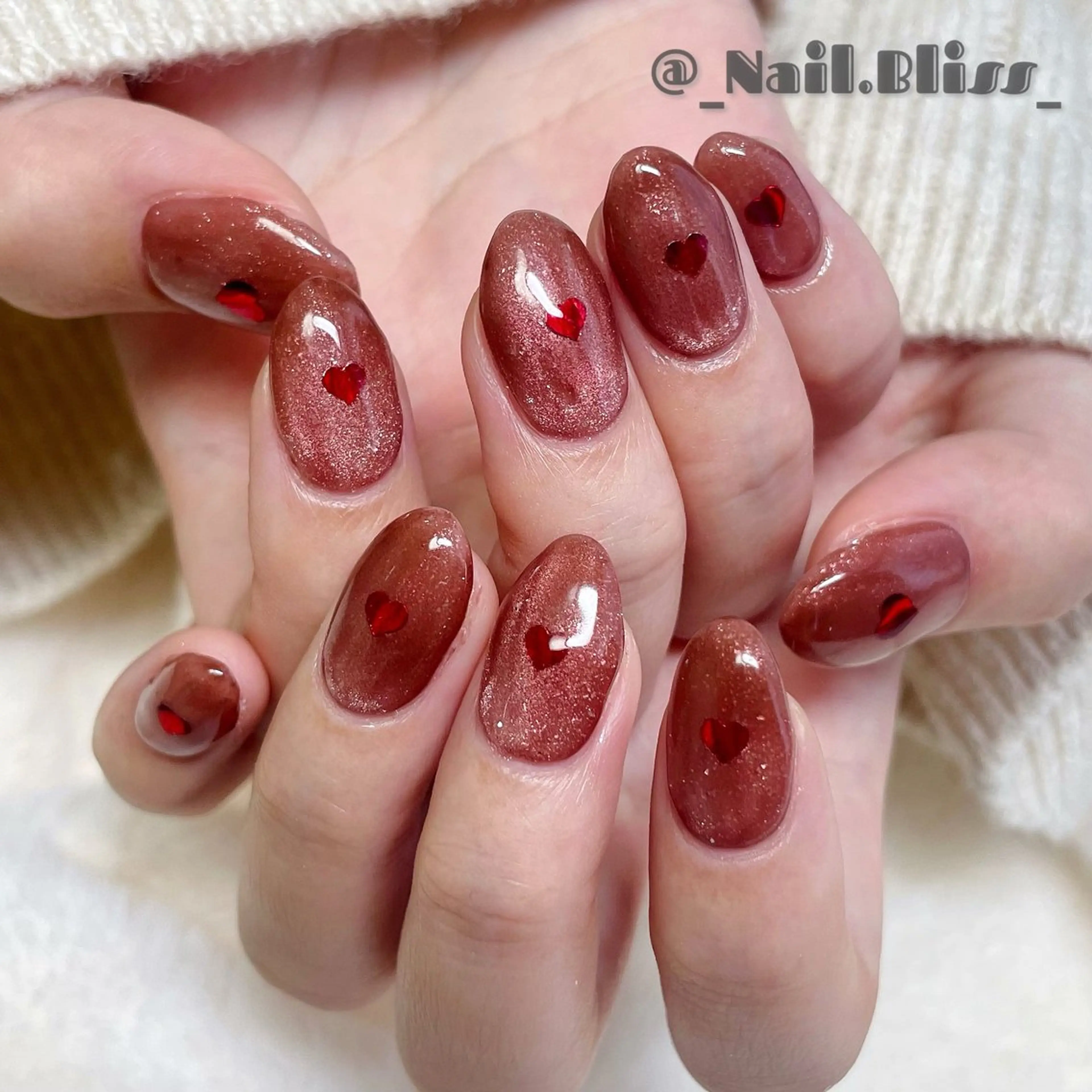 ネイル 氷ネイル・うるうるネイル マグネットネイル ハンドネイル NAIL BLISSのネイルデザイン