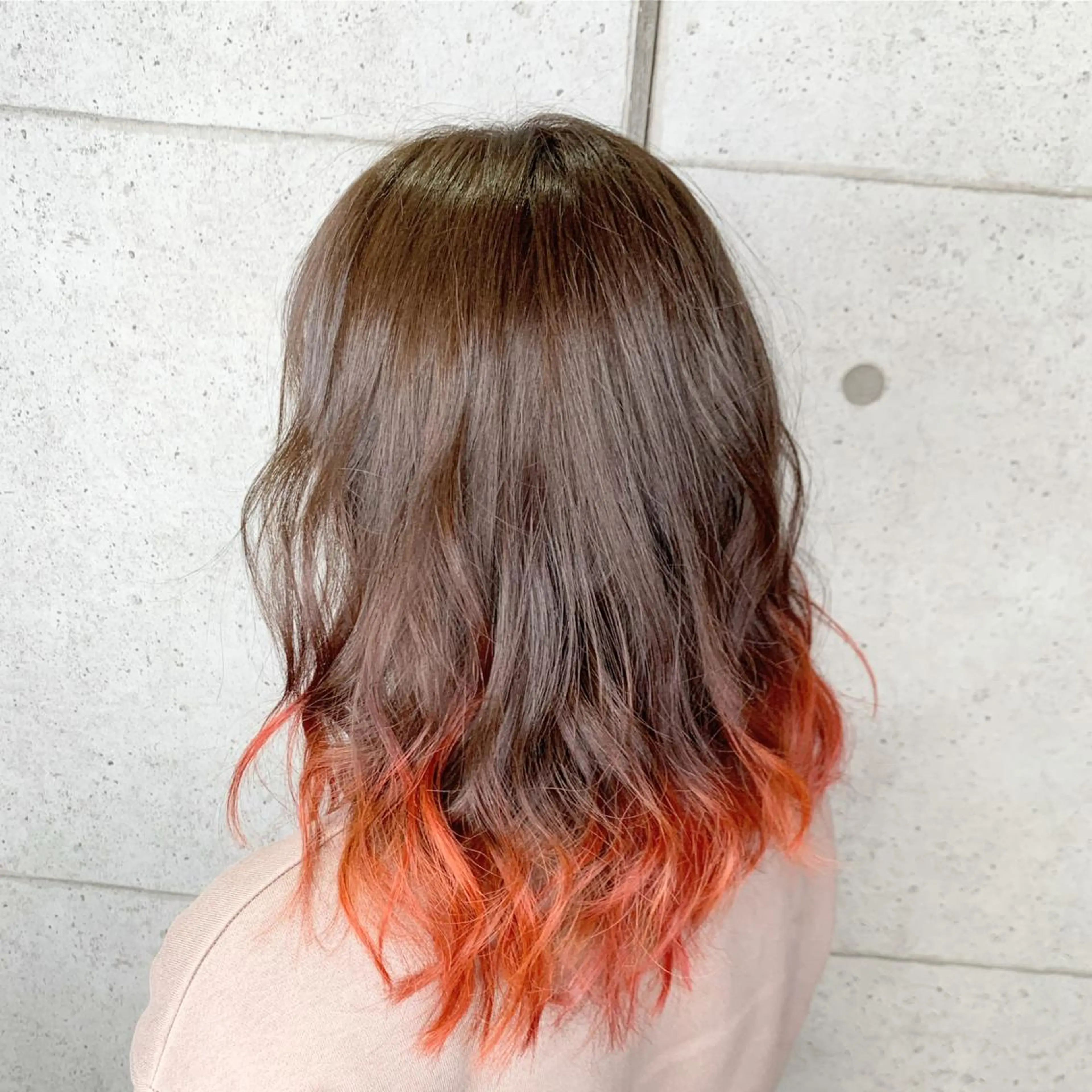 ミディアム カラー レッドカラー 福森 みずきのヘアスタイル