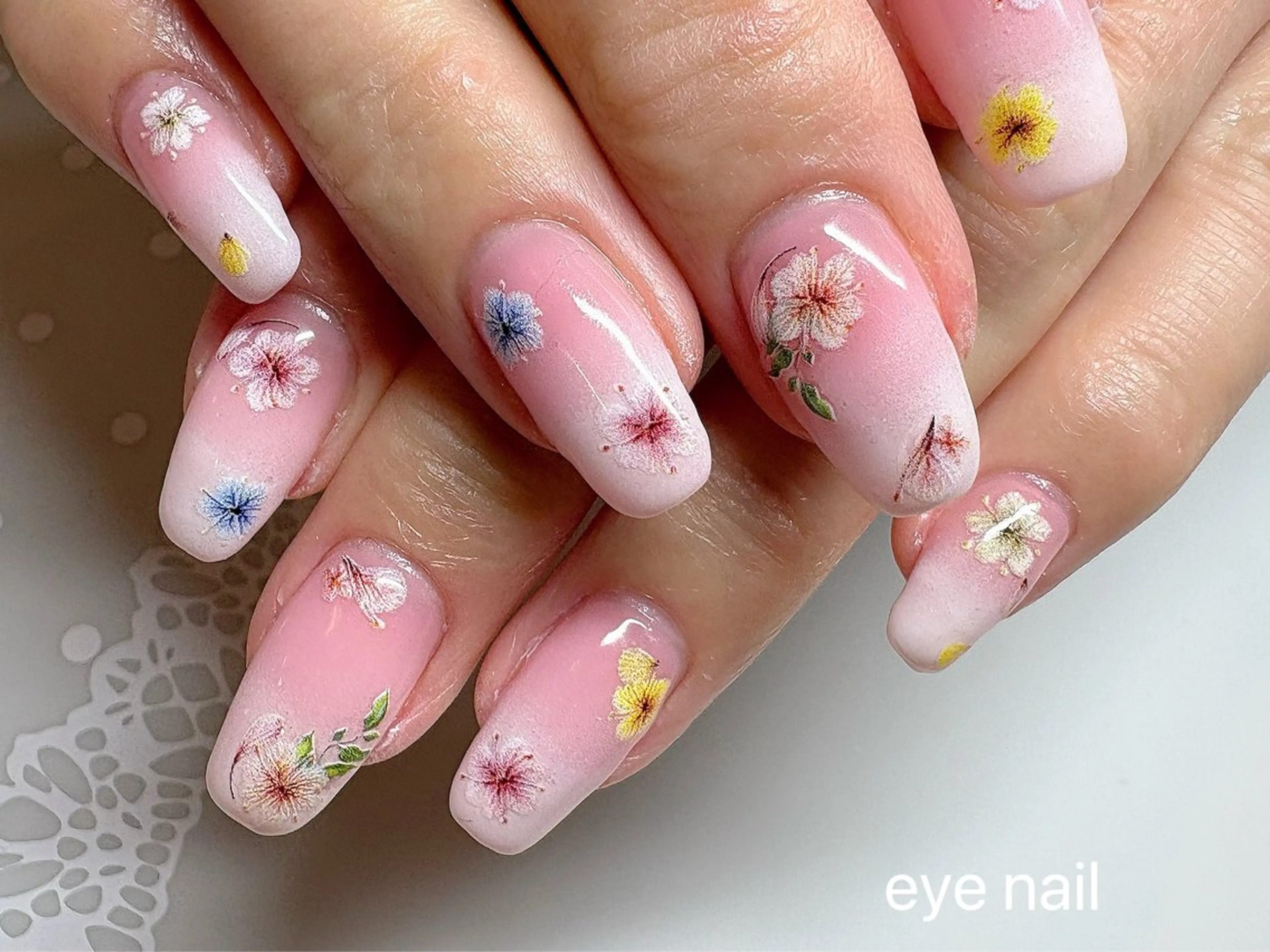 ネイル フラワーネイル グラデーション ハンドネイル Eye nailのネイルデザイン