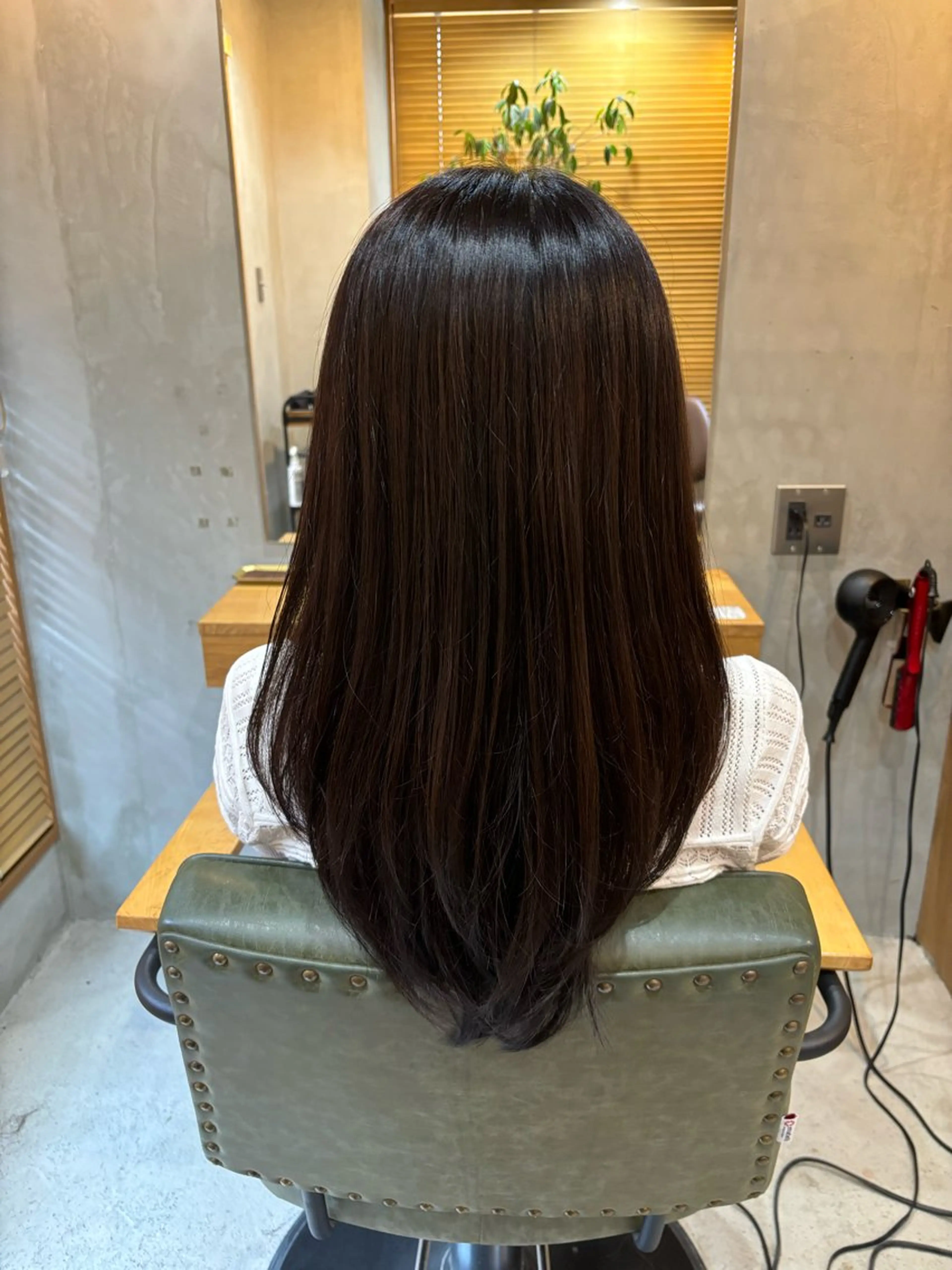 ロング カラー • ユリナのヘアスタイル