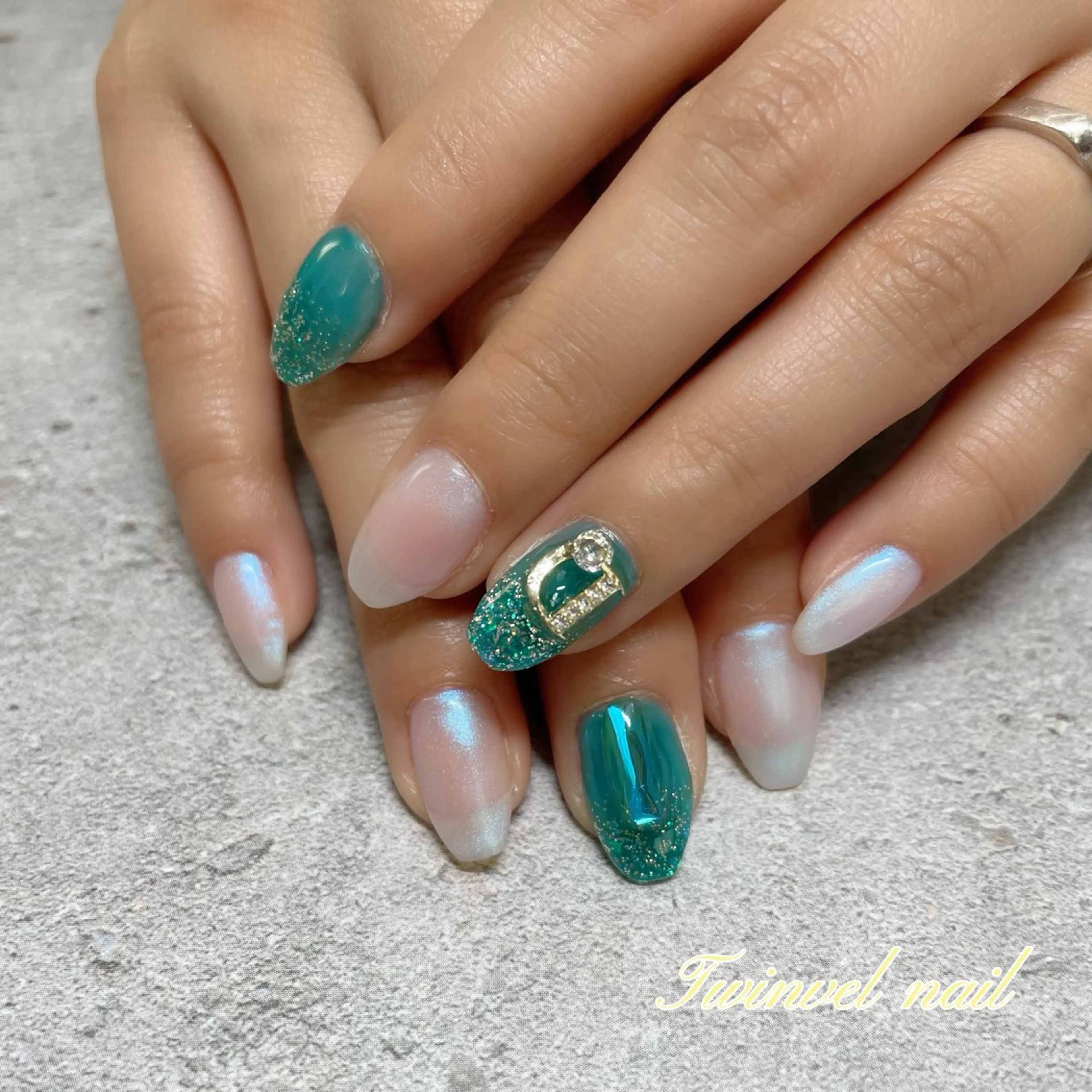ネイル Twinvel nailのネイルデザイン