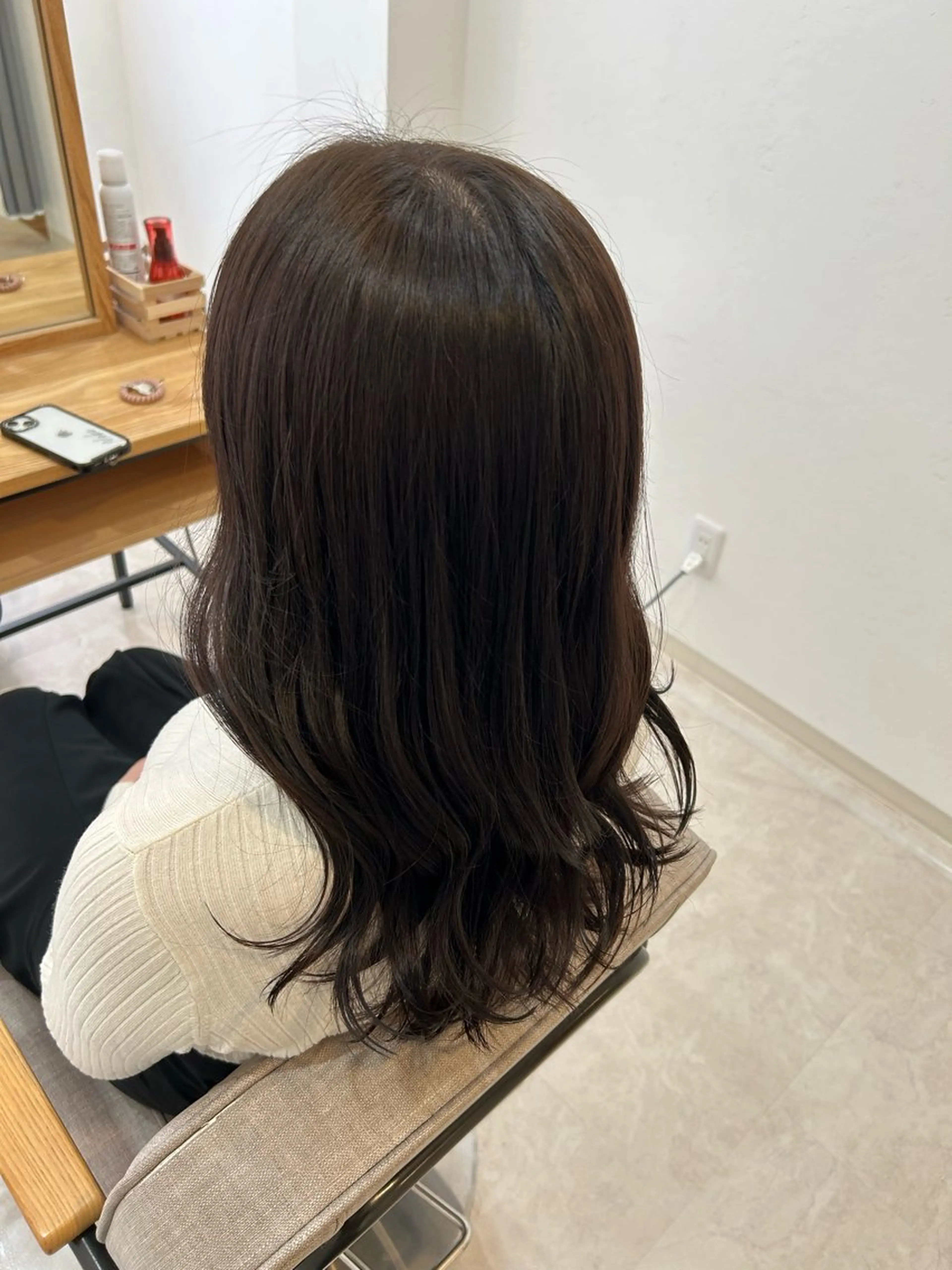 カラー アッシュ アッシュブラウン ブラウンカラー 透明感カラー ヘアカラー トリートメント 青木 優雅のヘアスタイル