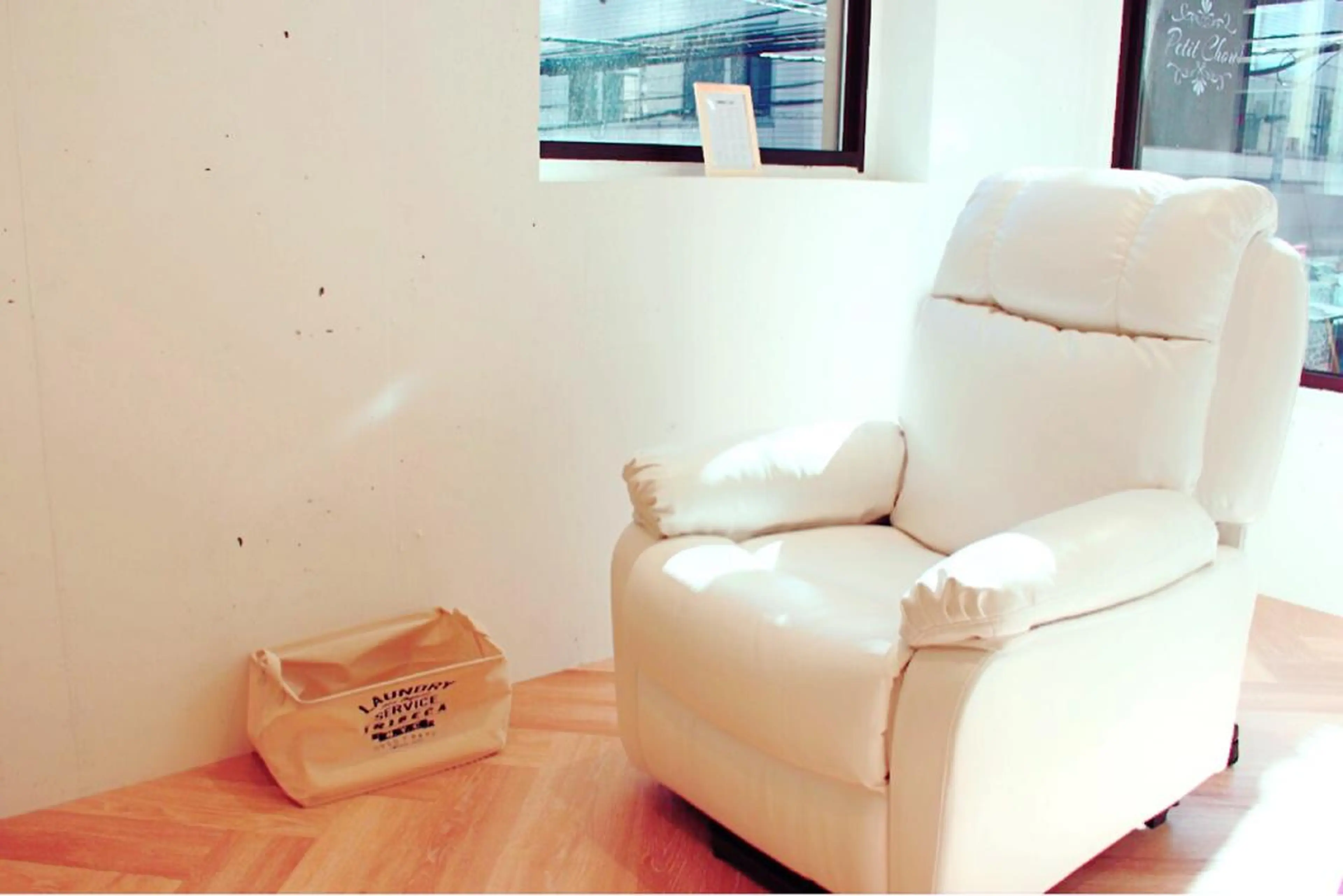 マツエク・マツパ petitchou eyelashの眉毛・アイブロウイメージ