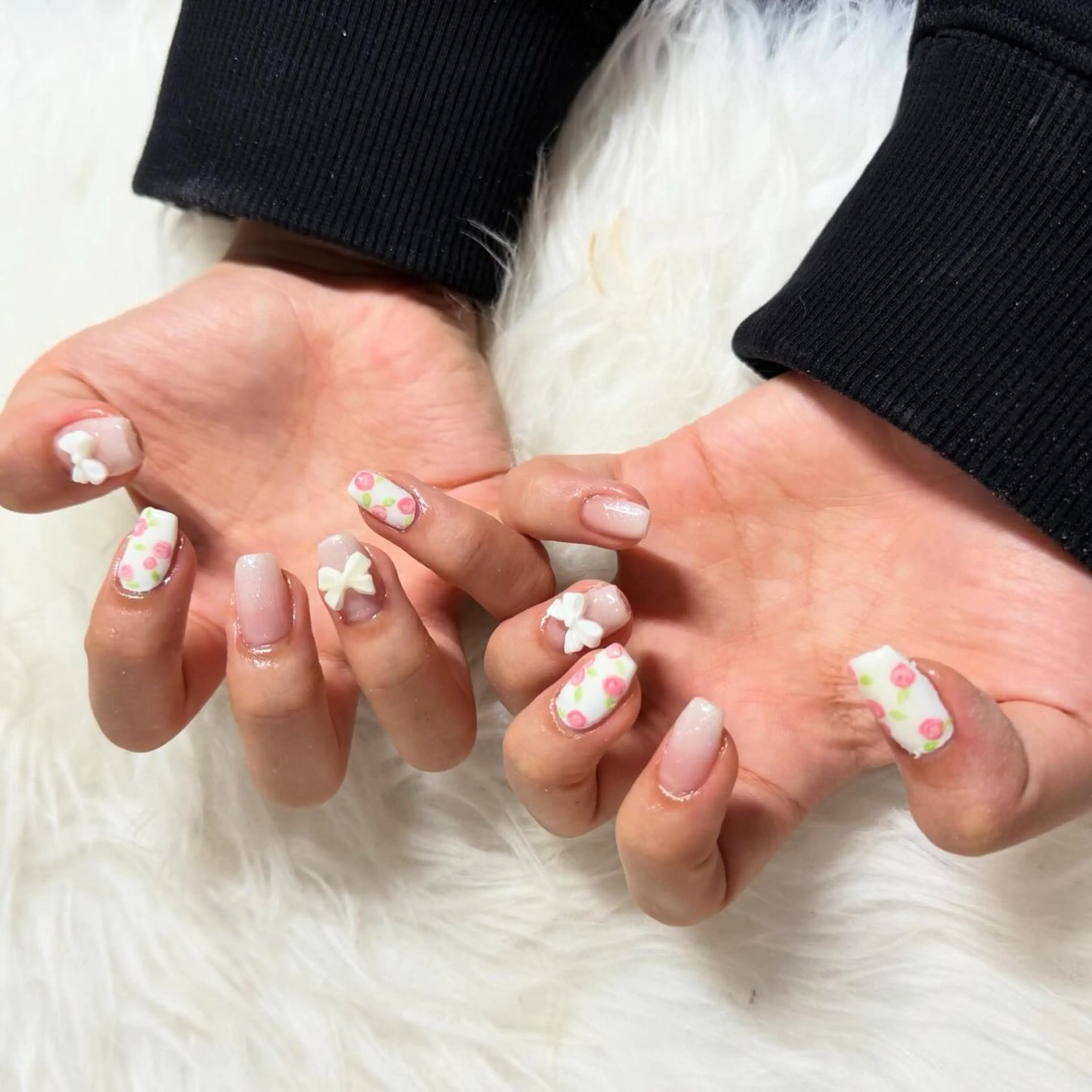 ミディアム ハンドネイル mao .のネイルデザイン