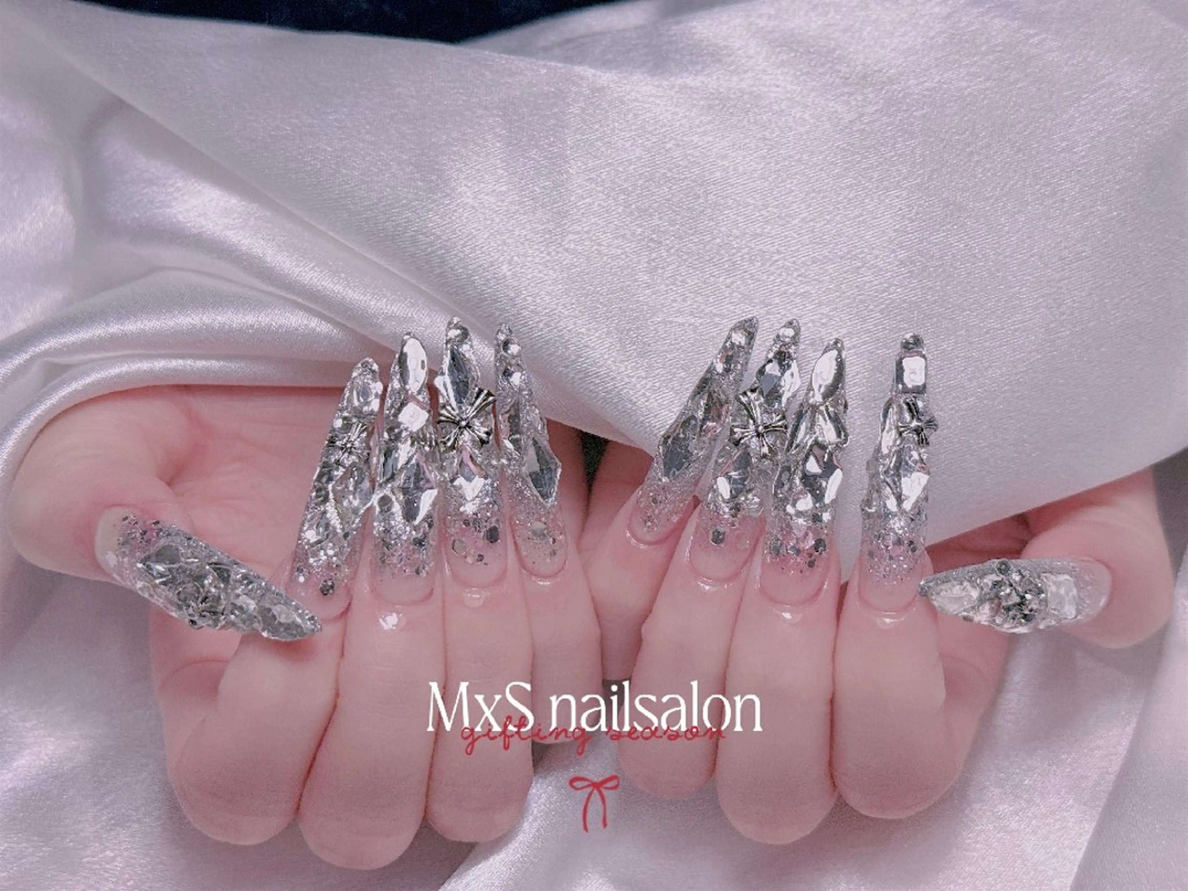 ネイル ハンドネイル MxS Nail(長さだし/フィルイン/マグネット/韓国ネイル/ワンホンネイル/ワンカラー)所属・MxS リィリィのネイルデザイン