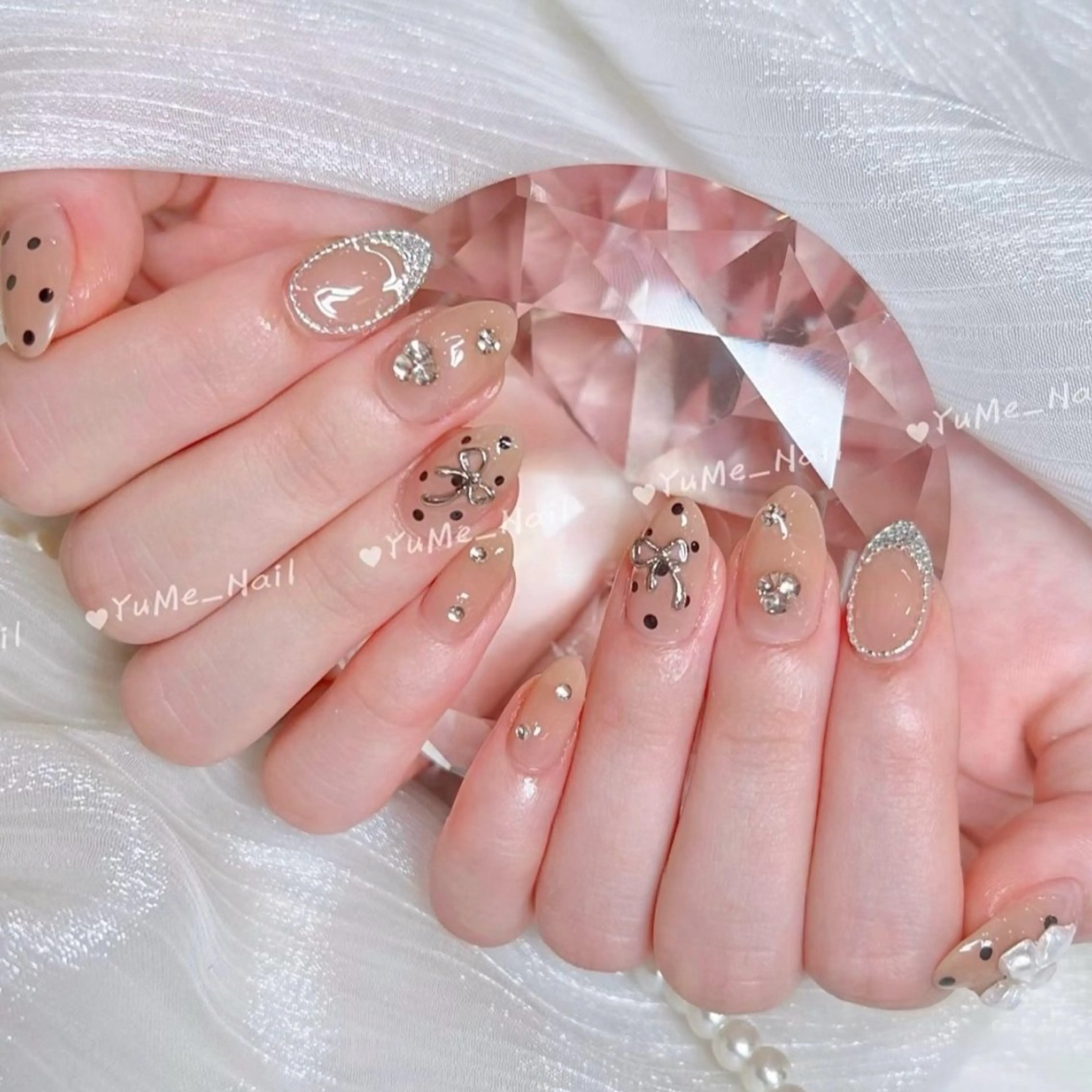 ミディアム Linh Nailのネイルデザイン