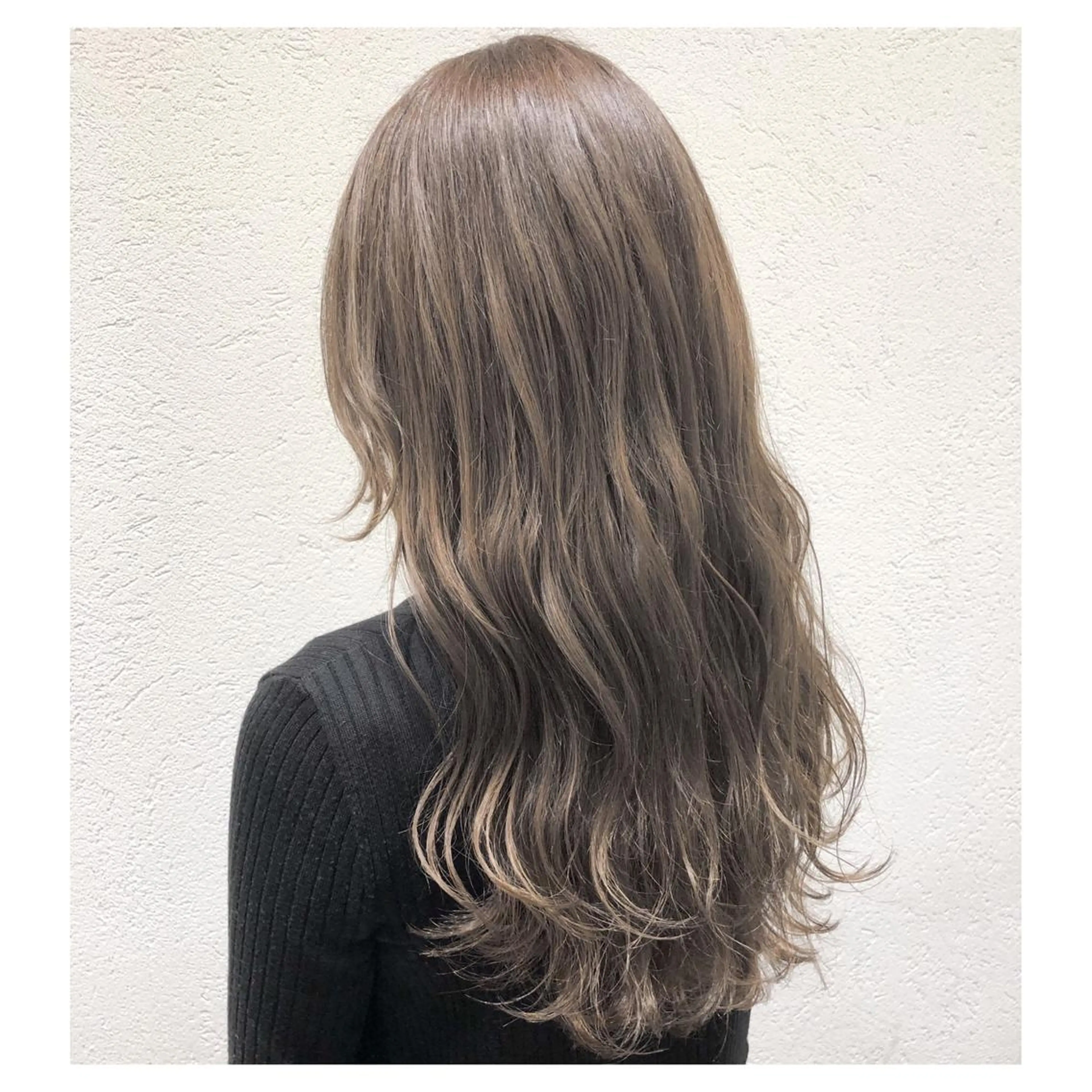 ロング カラー ブリーチ ブリーチなしカラー biscohair 髪にドラマを。のヘアスタイル