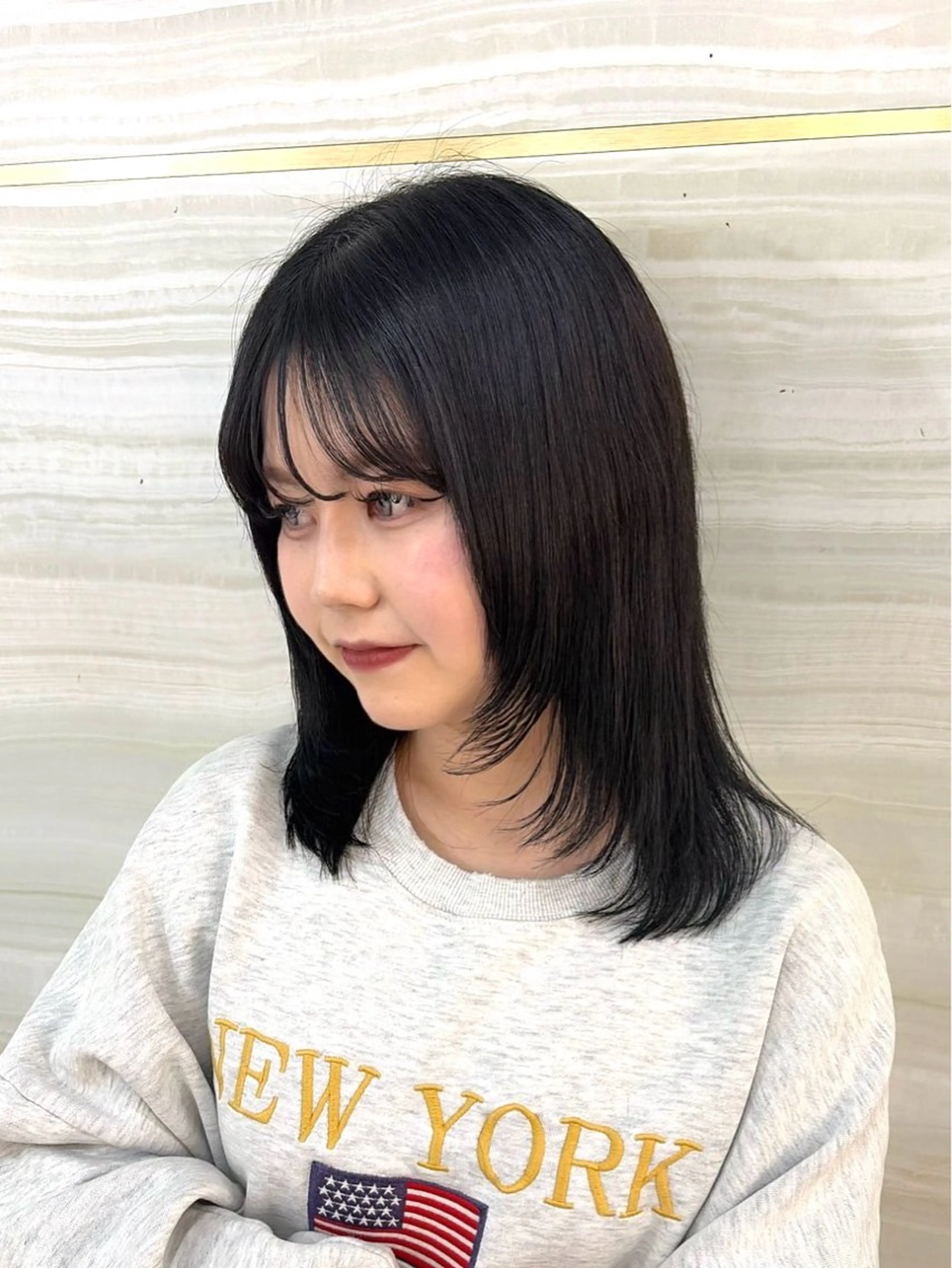 セミロング カラー カット ヘアカラー 🩶鈴木茉奈🩶艶髪 /透明感/暖色カラーのヘアスタイル