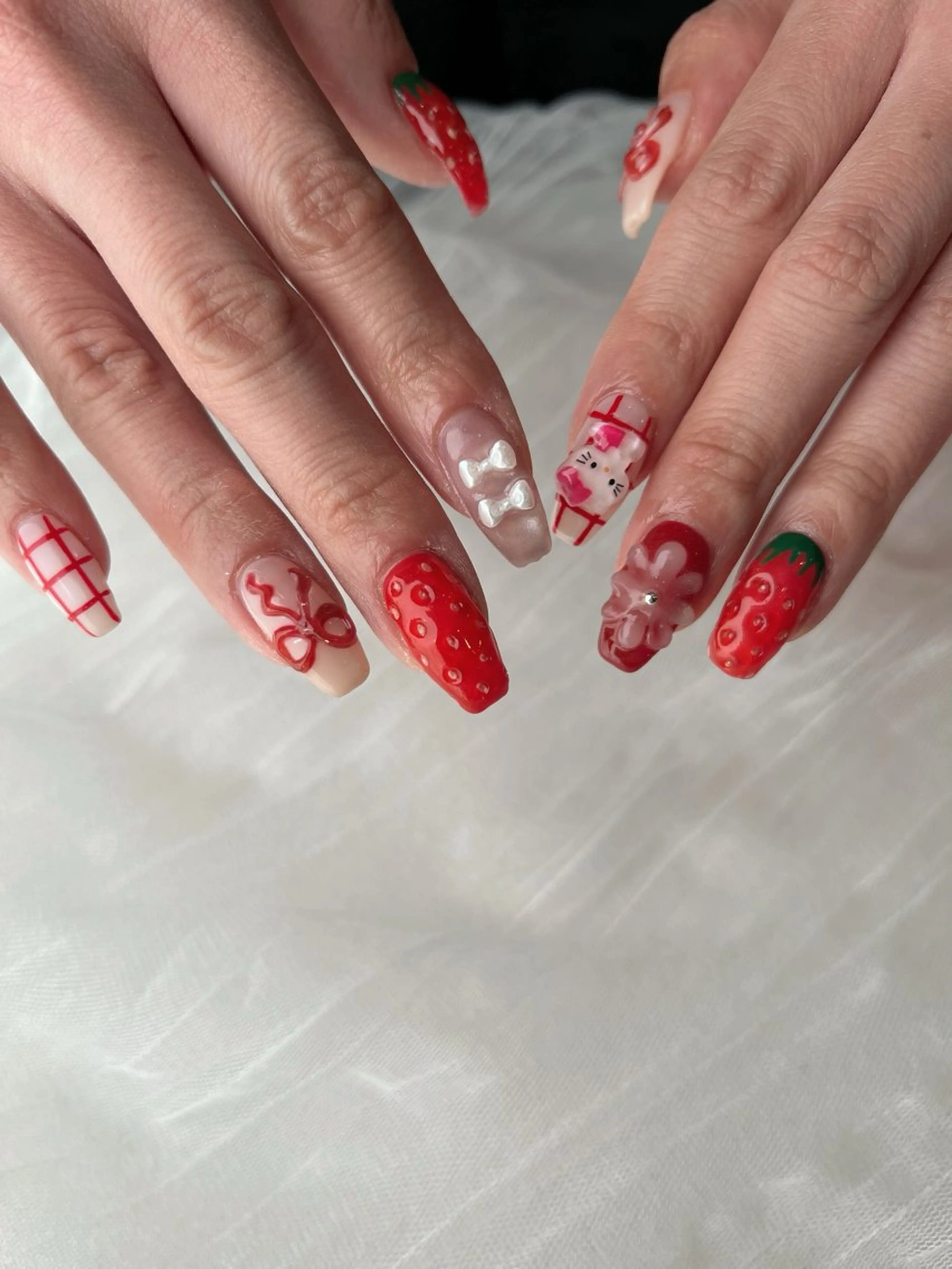 ネイル nailartist lisaのネイルデザイン