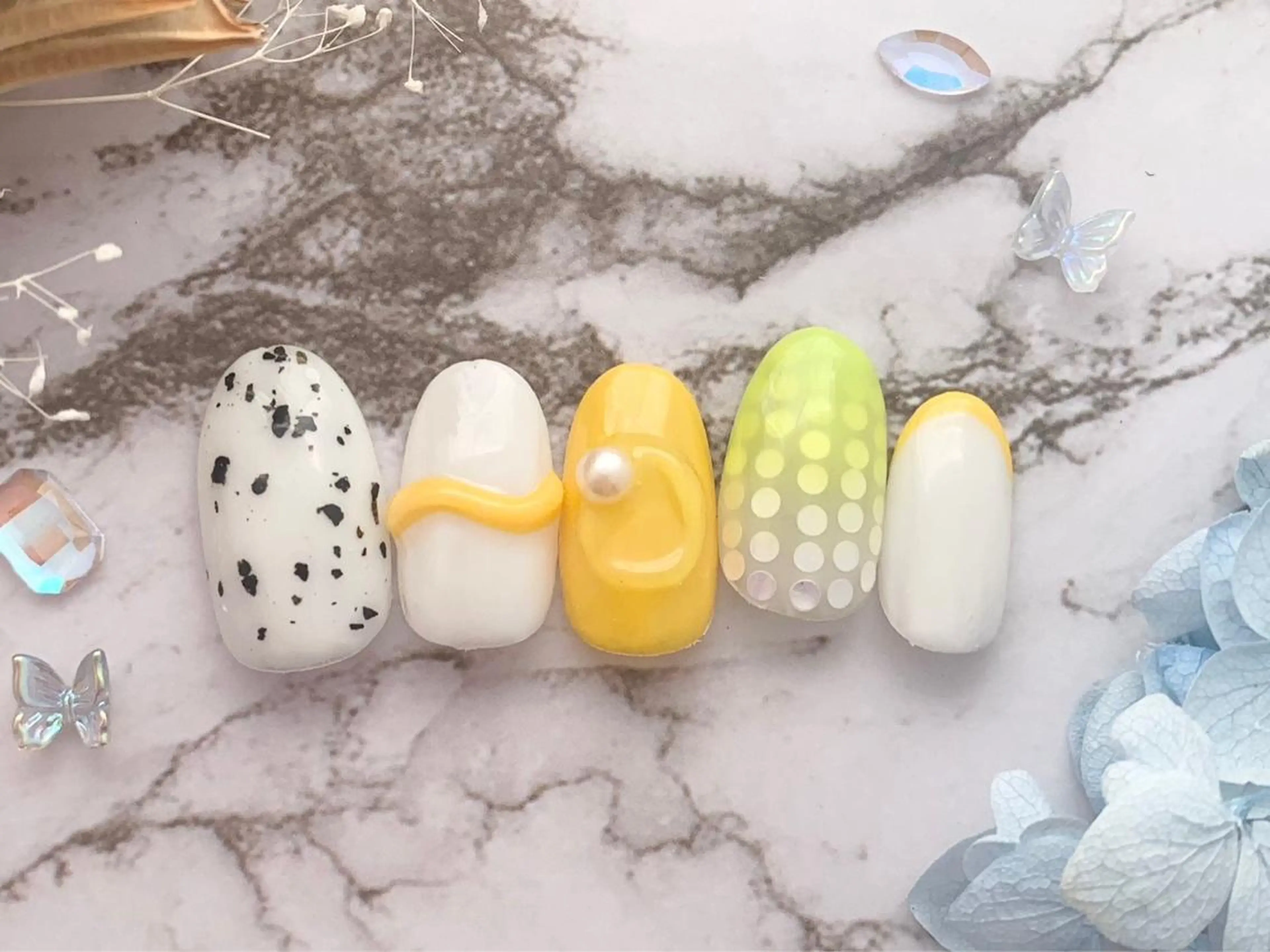 ネイル ハンドネイル Verest 西荻窪のネイルデザイン