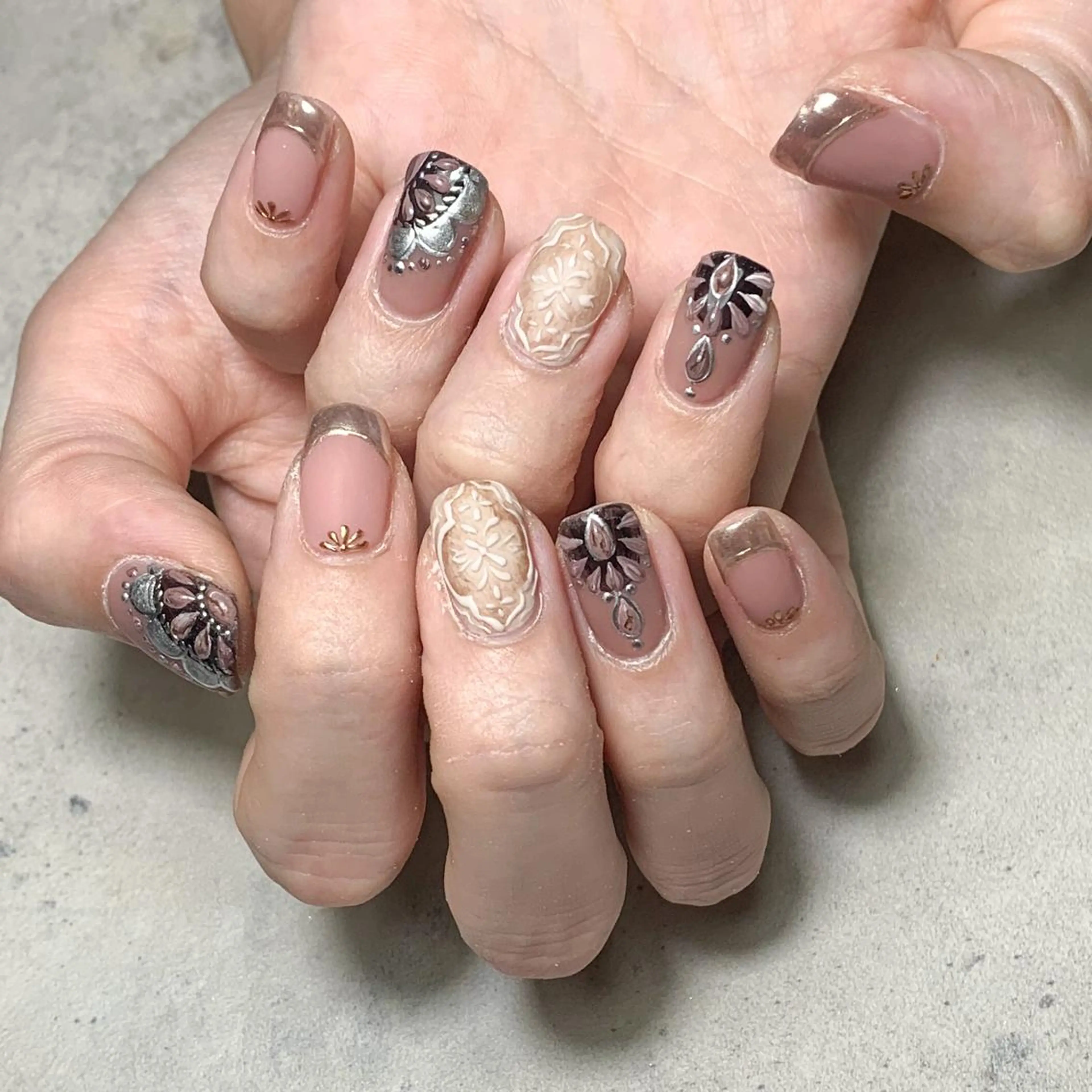ネイル ハンドネイル FIORITURA aiのネイルデザイン