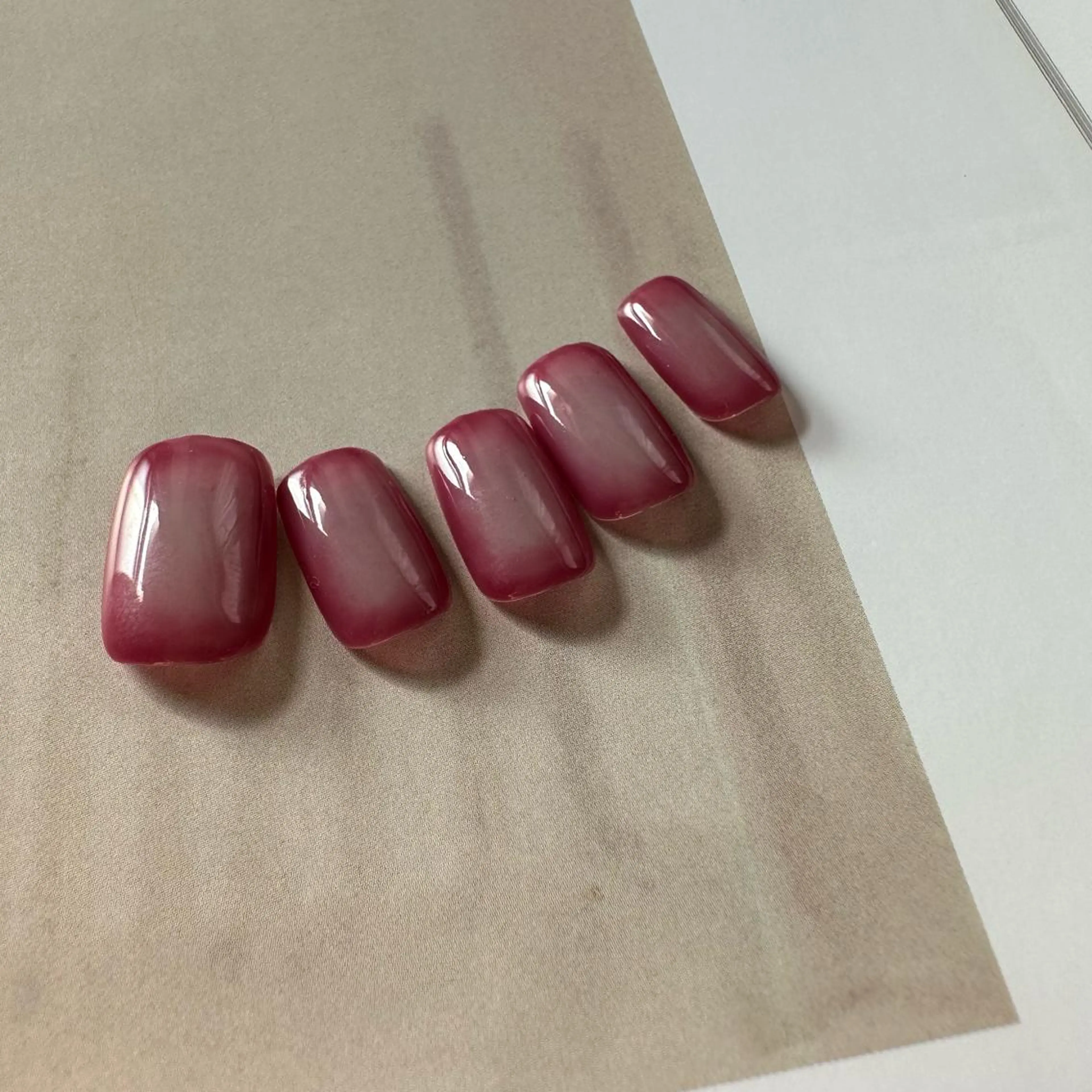 ショート カラー ネイル マツエク・マツパ アイブロウ ハンドネイル ar. harajukuのネイルデザイン