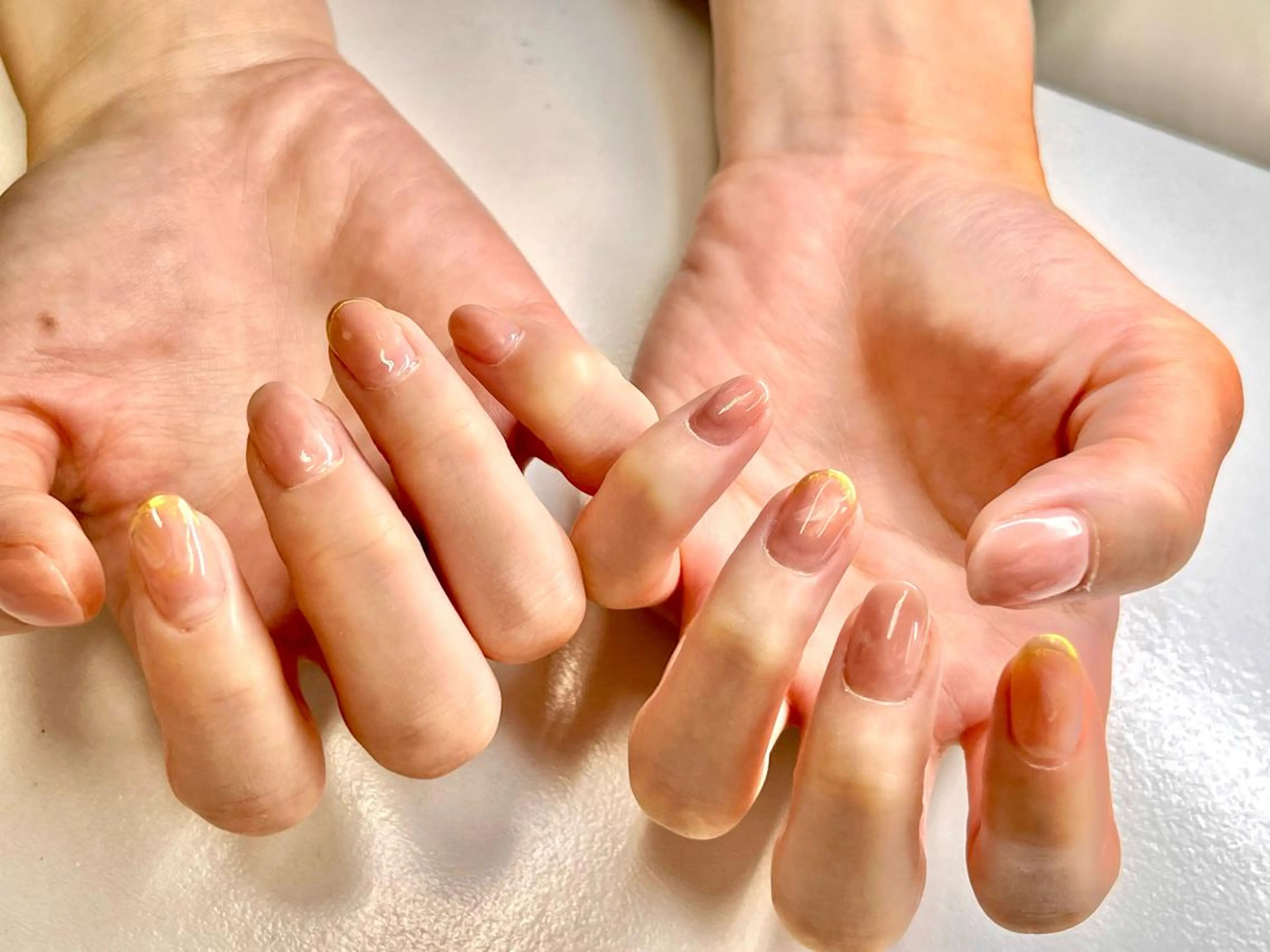 ミディアム ネイル クリアネイル ゴールド ミラーネイル ニュアンスネイル オレンジ RIONnail Yurikaのネイルデザイン