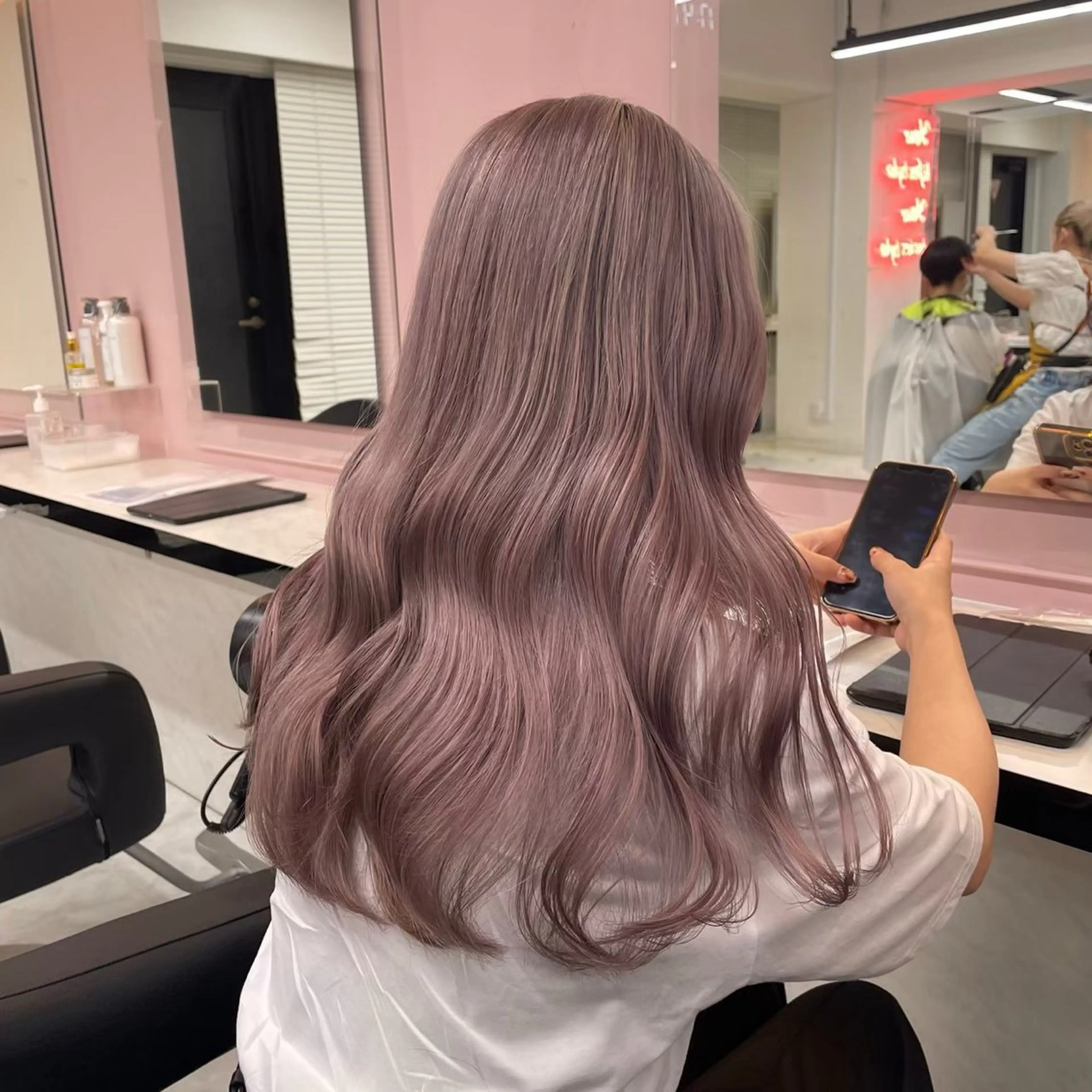 ロング カラー 透明感💕今っぽ似合 わせ𝐍𝐨. 𝟏のヘアスタイル