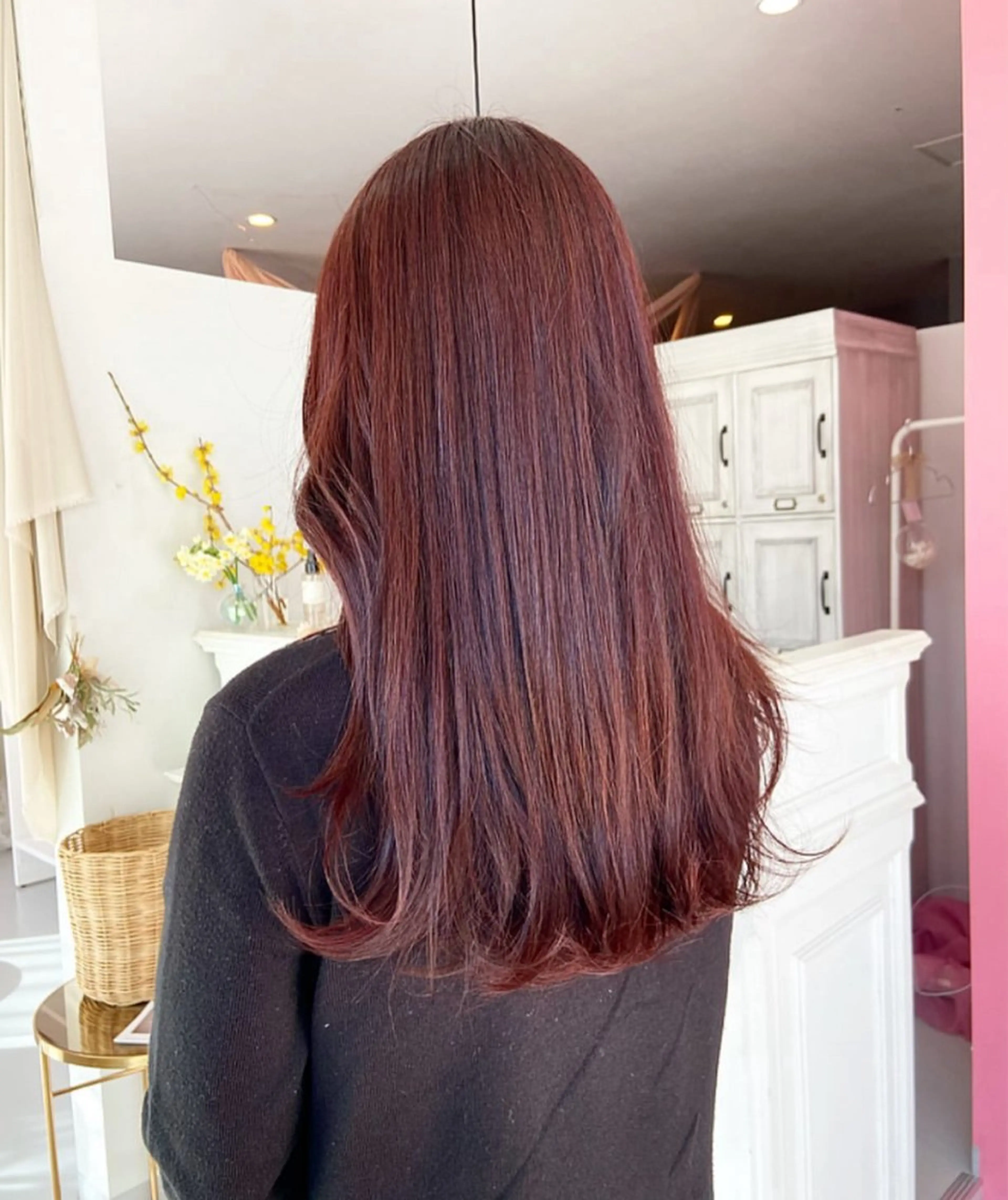 カラー yulf ユルフのヘアスタイル