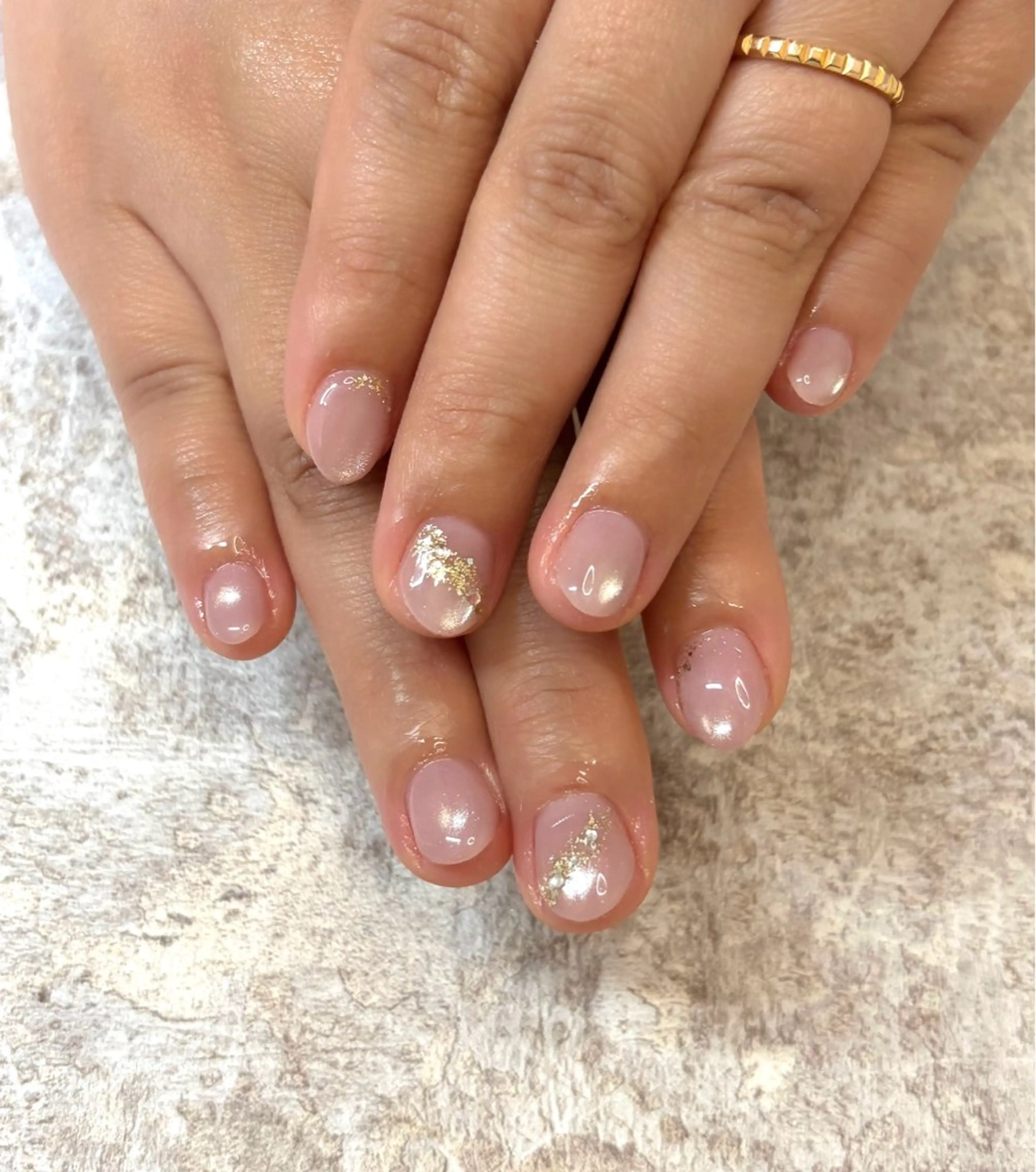 ネイル シンプルネイル Lowé みるくのネイルデザイン