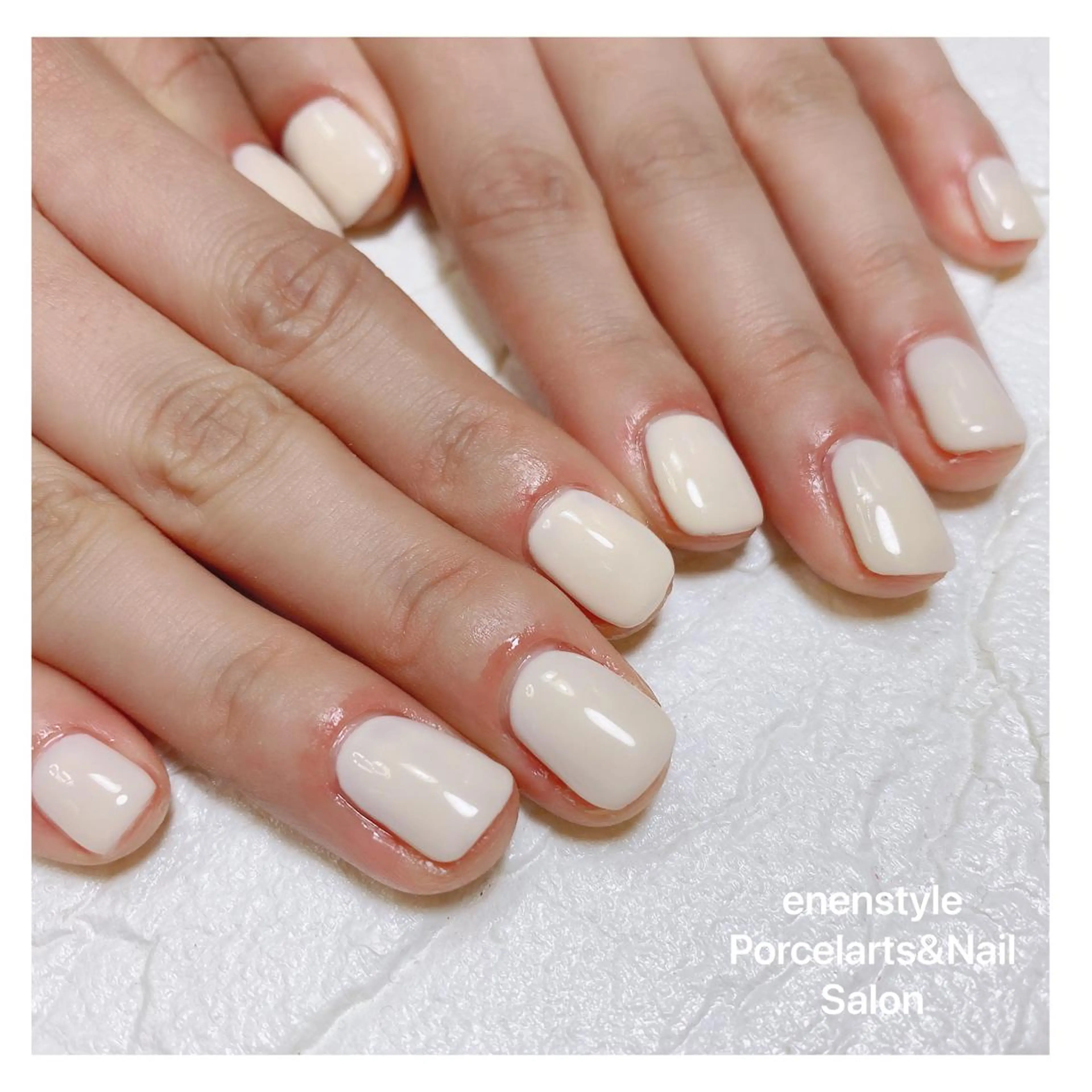 ショート ネイル 👑enen style👑のネイルデザイン