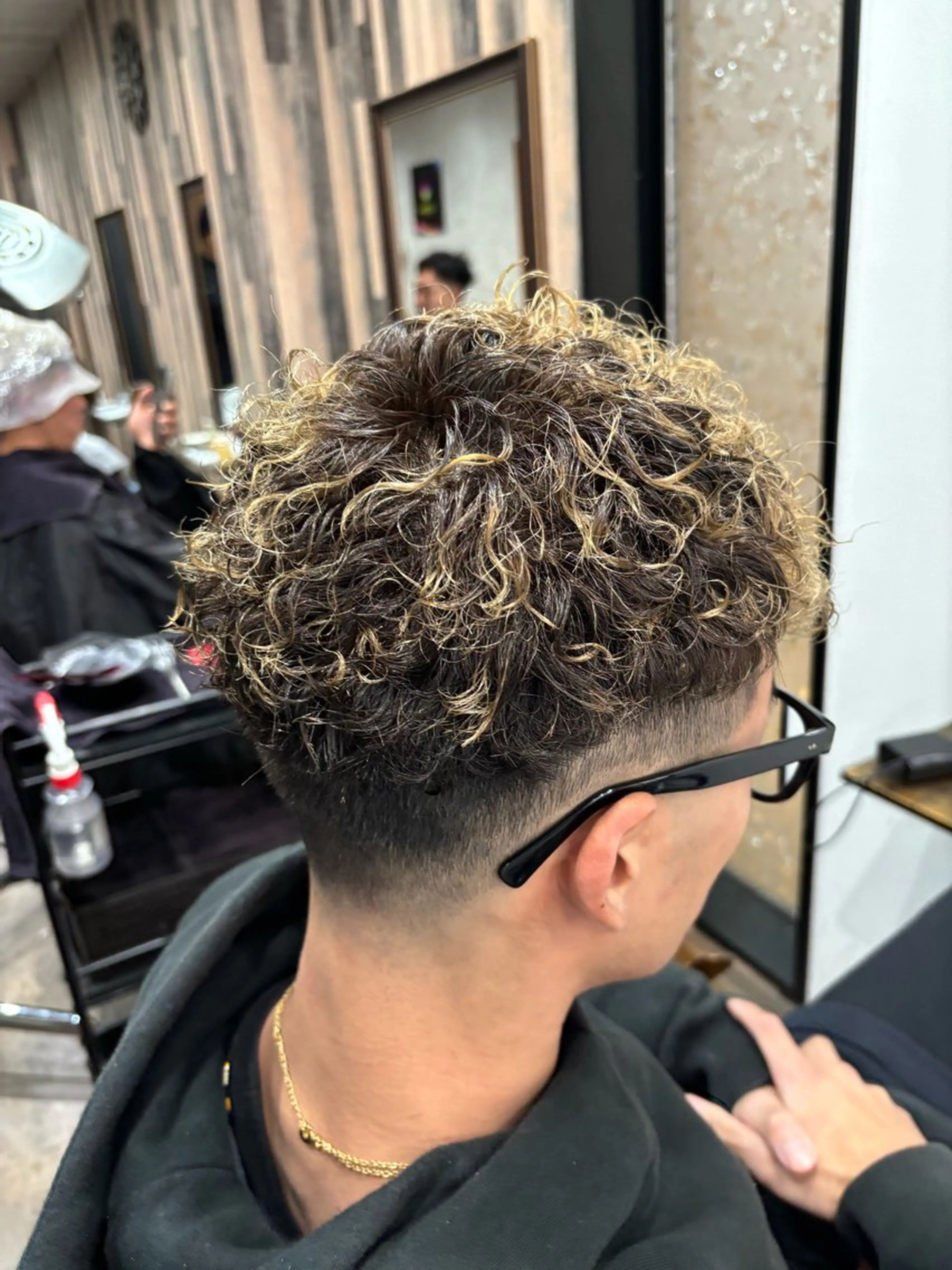 パーマ メンズ パーマ職人🔥／短髪 執行役員／YUTAのヘアスタイル