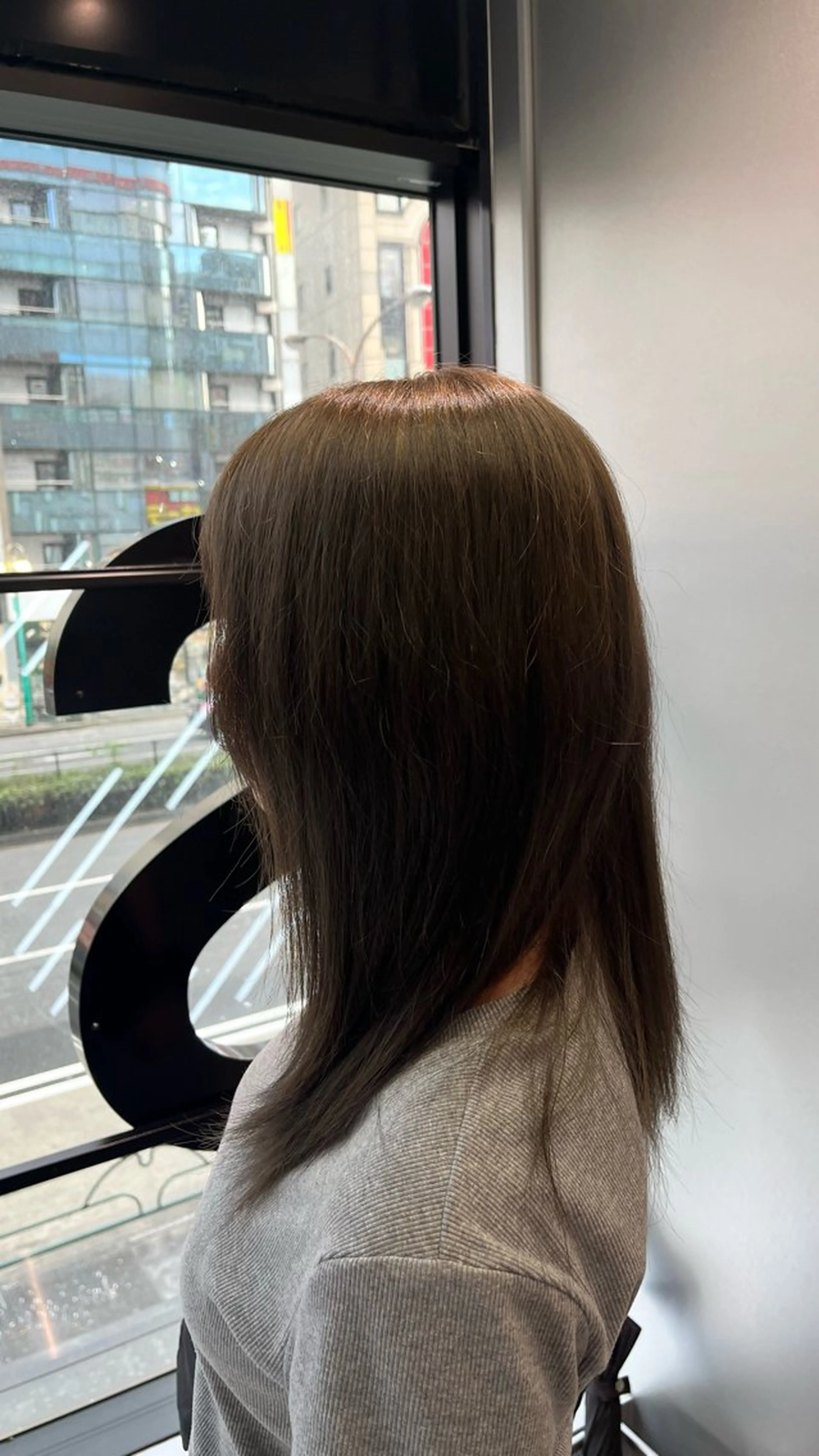 ミディアム カラー 新宿/ヘアカラー AiNAのヘアスタイル