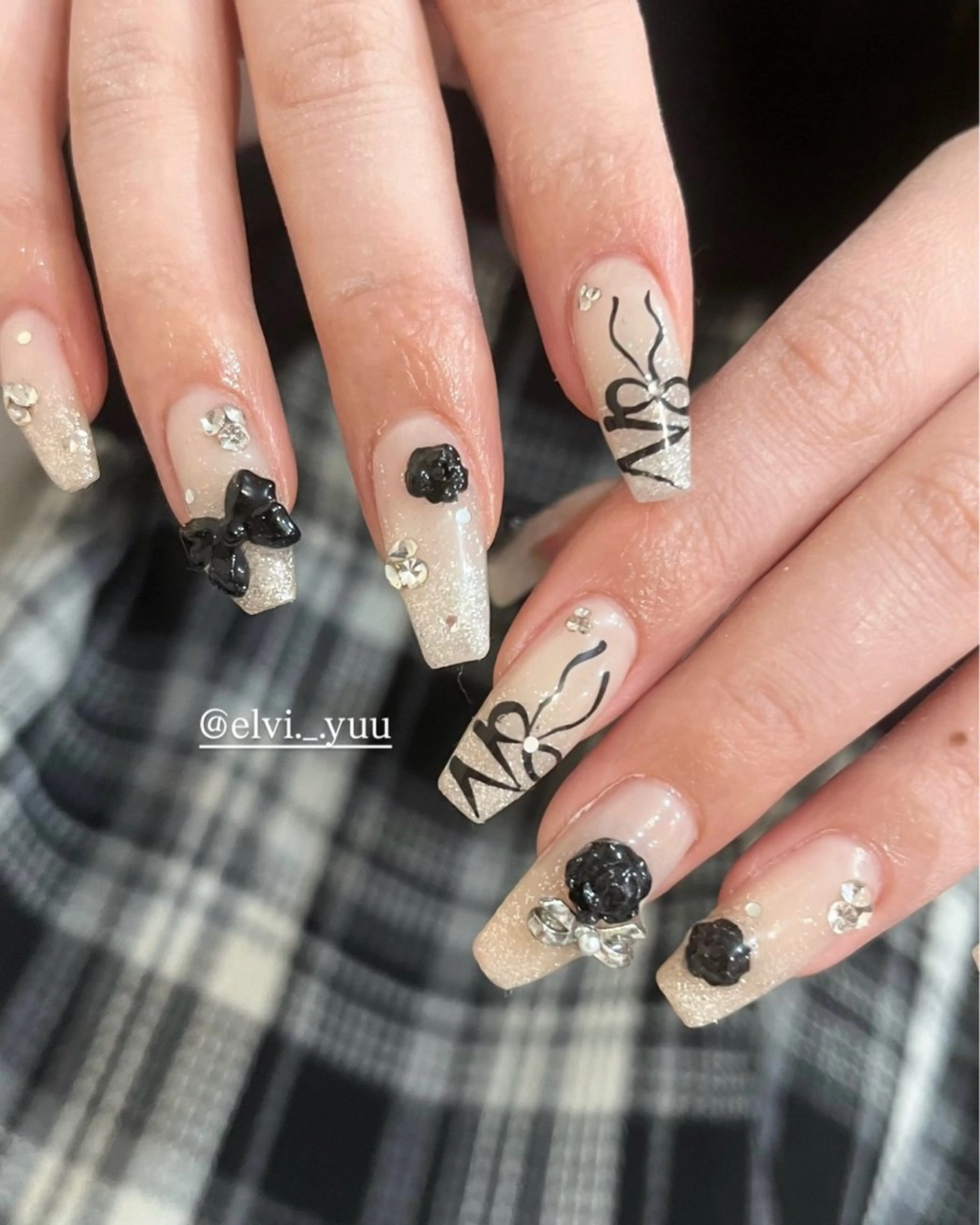 ネイル SALON ELVI.のネイルデザイン