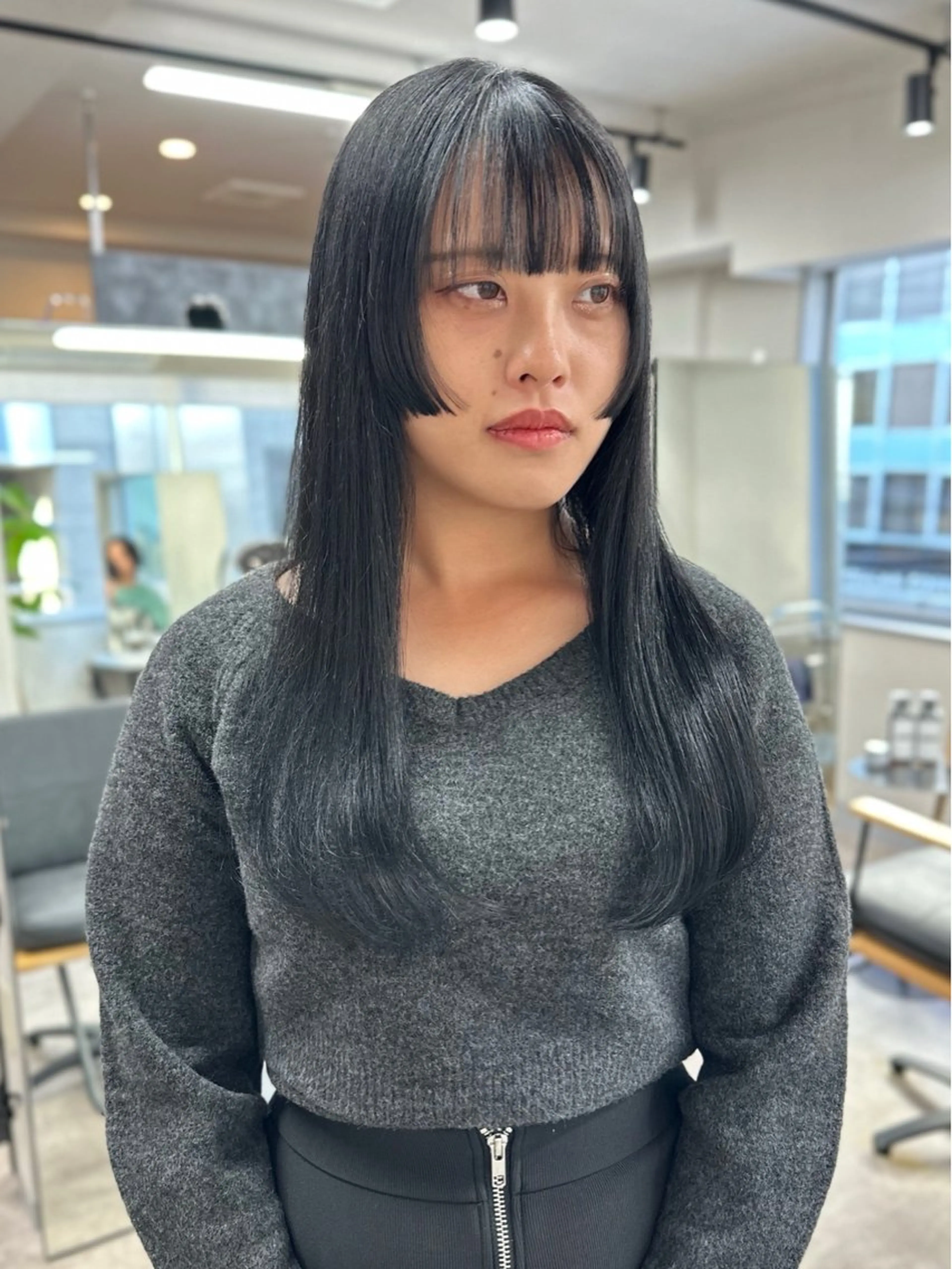 ロング カラー 黒髪 ブルーカラー ブルーブラック 姫カット レイヤーカット レイヤーカット🪄 耳ツボ🎀Ayumiのヘアスタイル