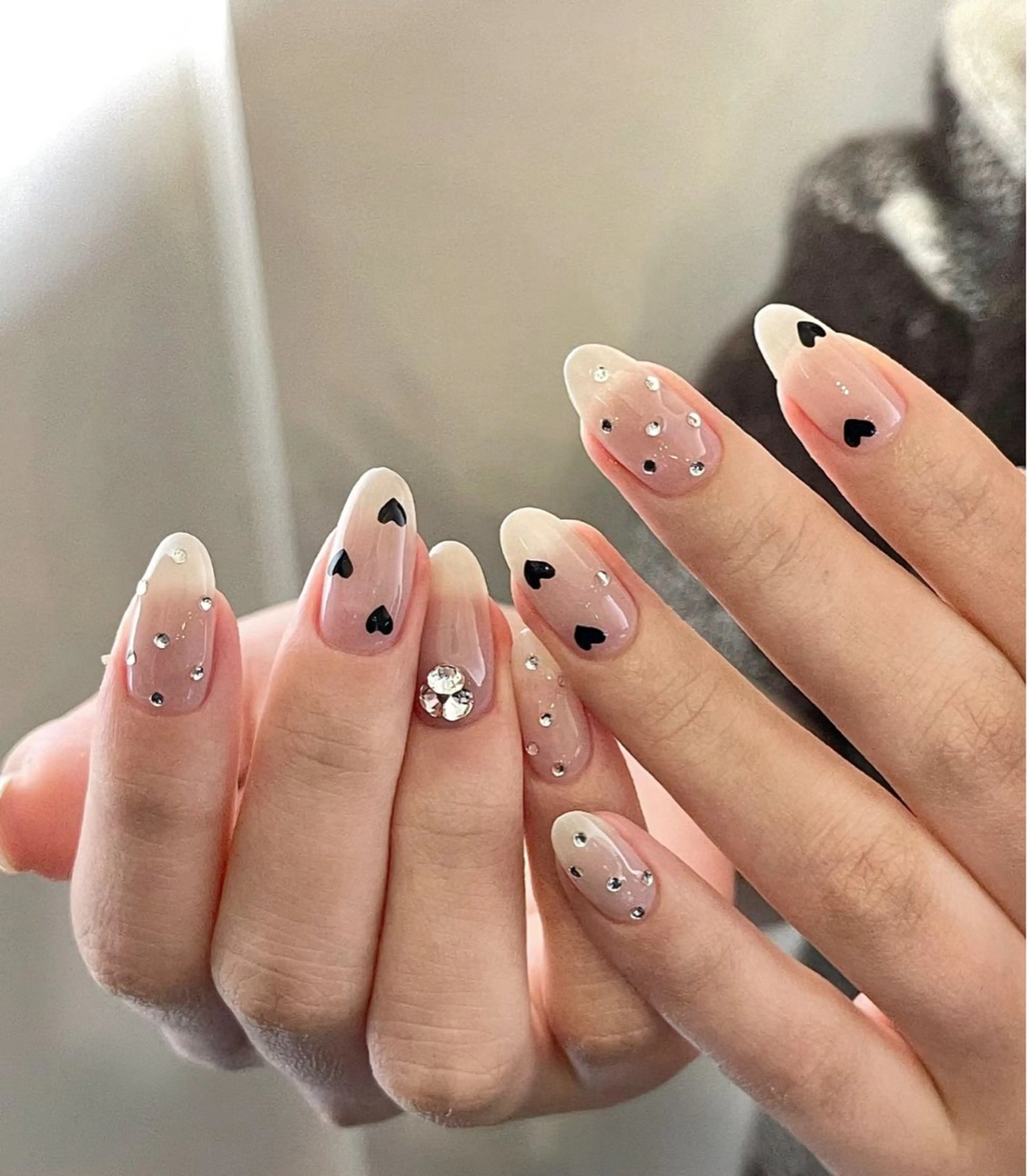 限定🎀【ハンド】人気NO：1️⃣ 90分持ち込みデザイン/5000種類💎パーツつけ放題の写真