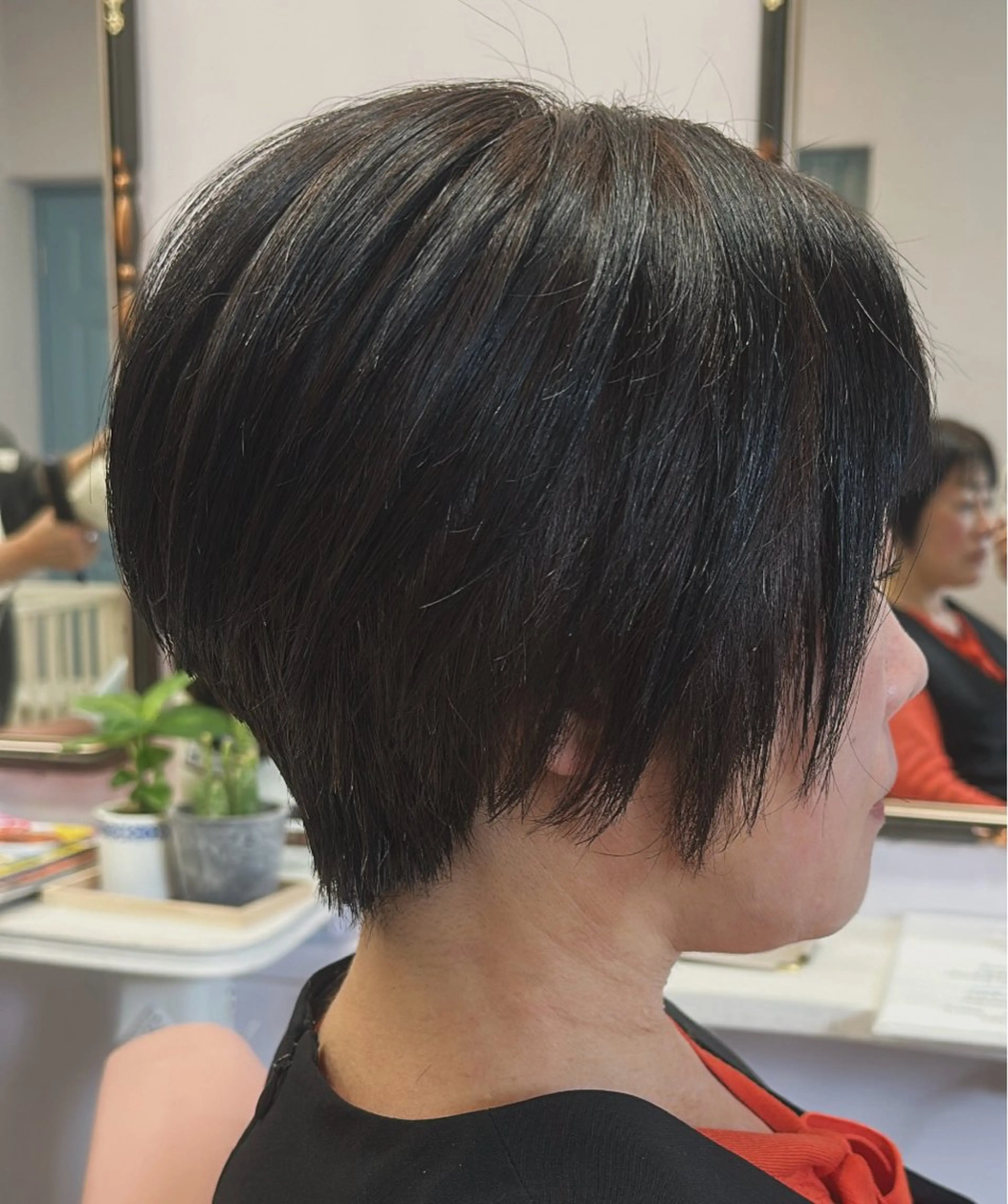 ショート カラー グラデーションカラー カット ヘアカラー トリートメント Yuko ．のヘアスタイル